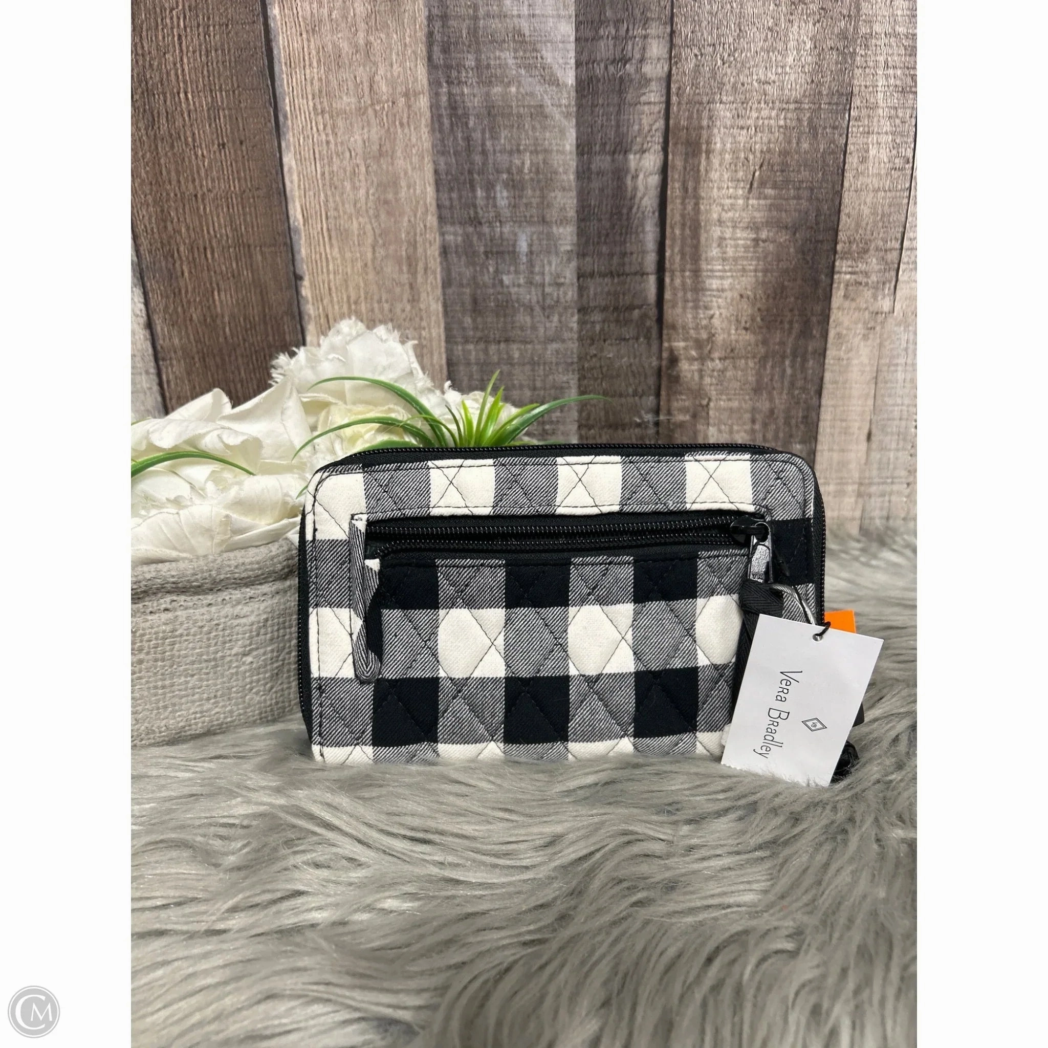 Wallet By Vera Bradley, Size: Medium