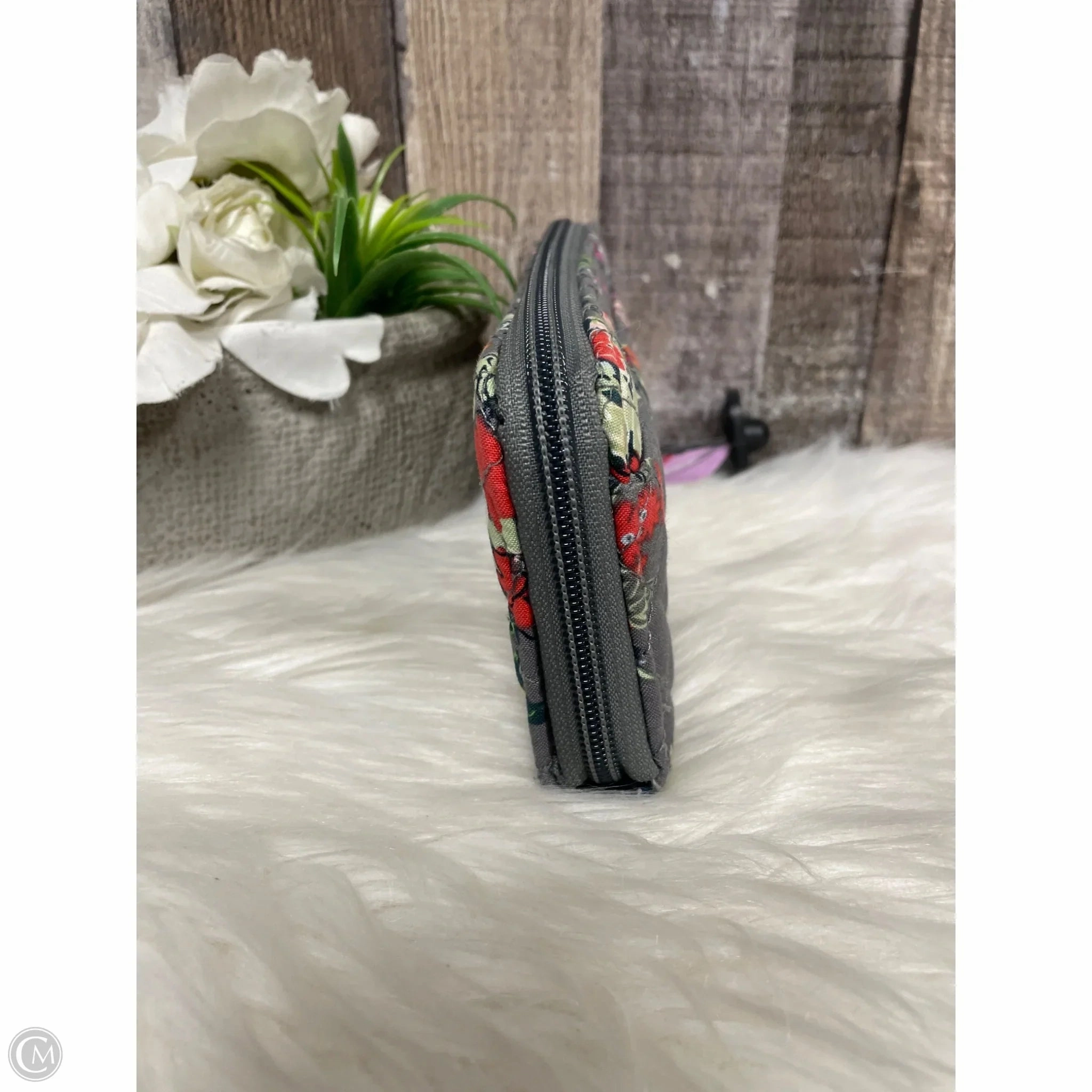 Wallet By Vera Bradley, Size: Medium