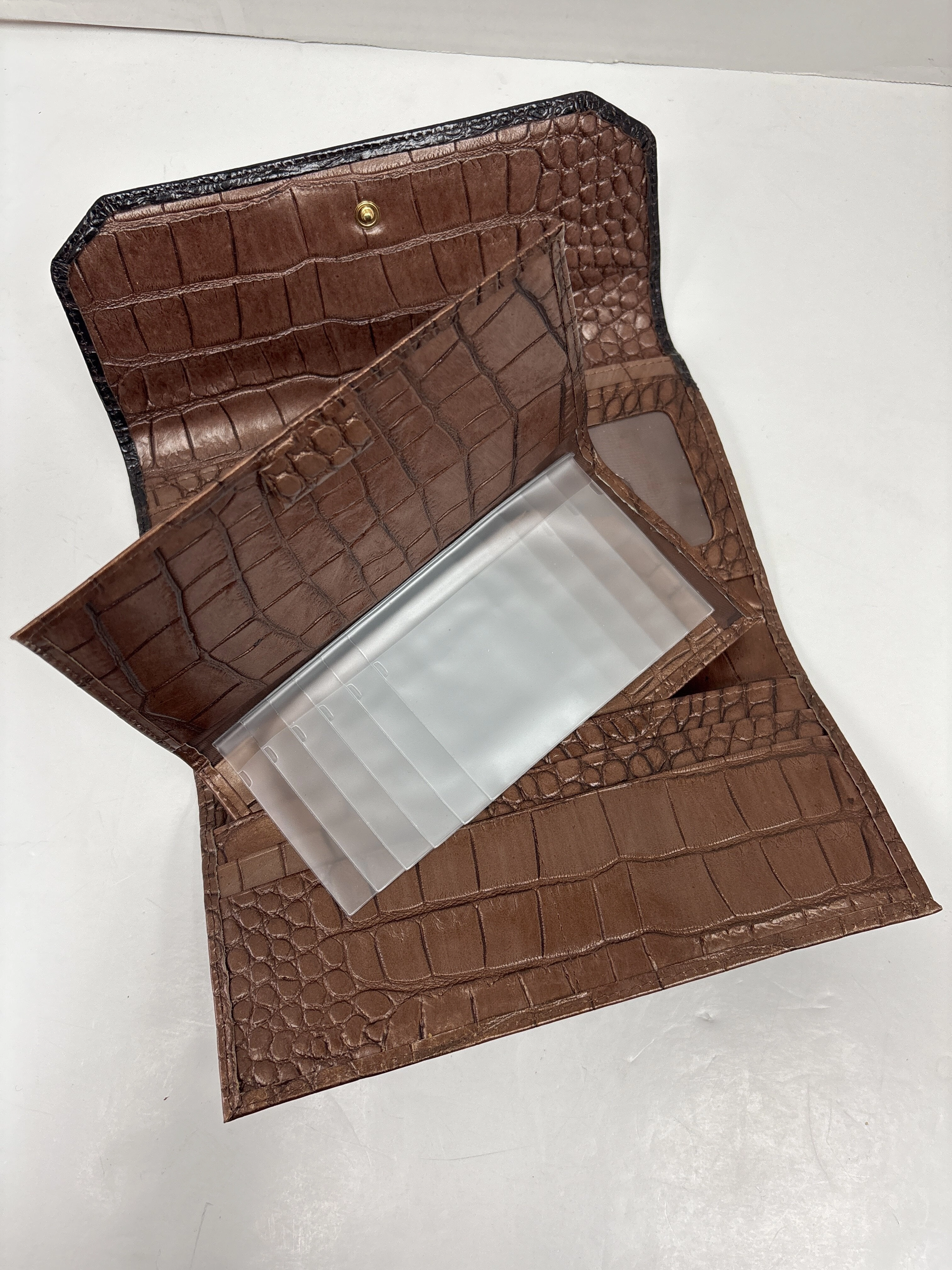 Wallet Designer By Brahmin  Size: Large