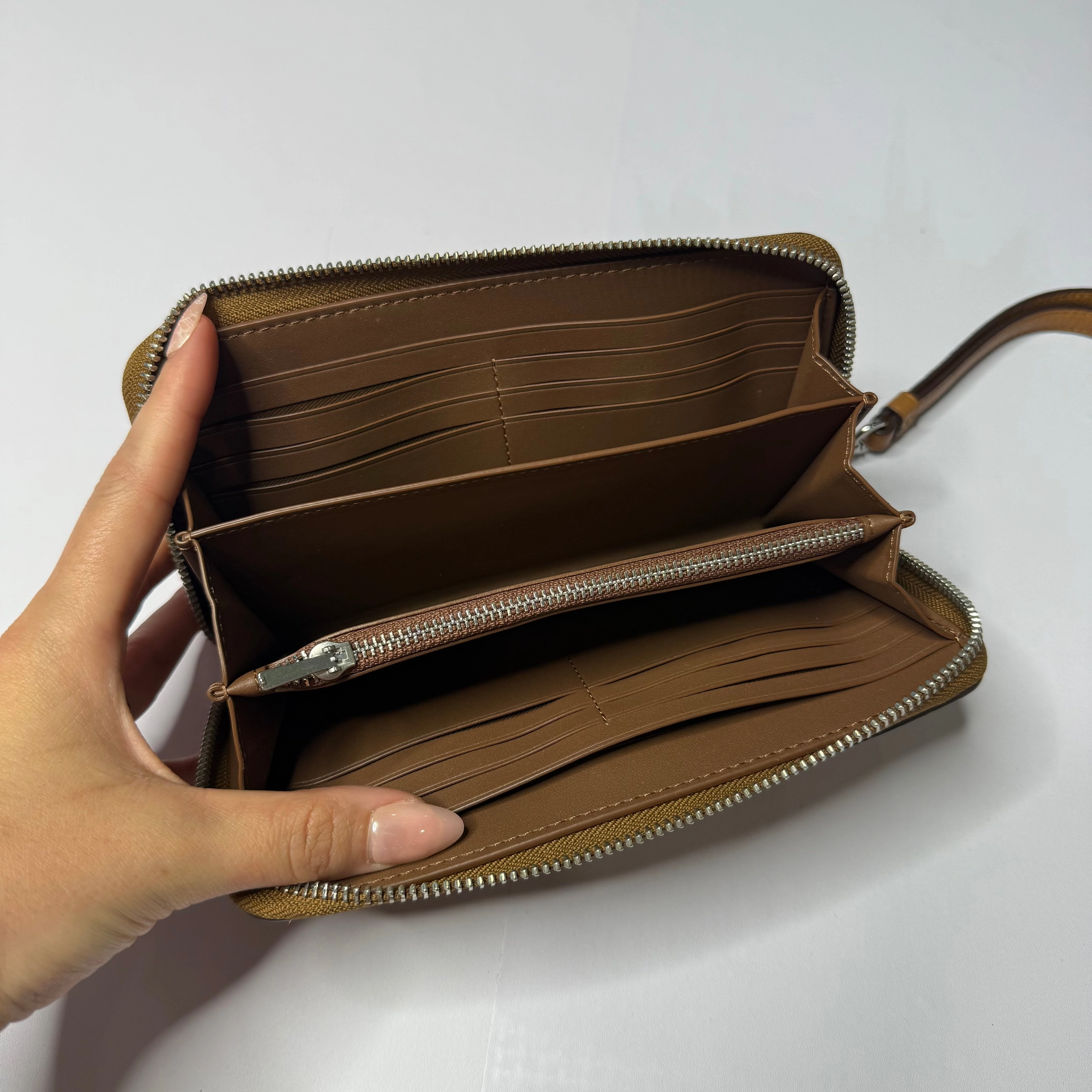 Wallet Designer By Coach, Size: Medium