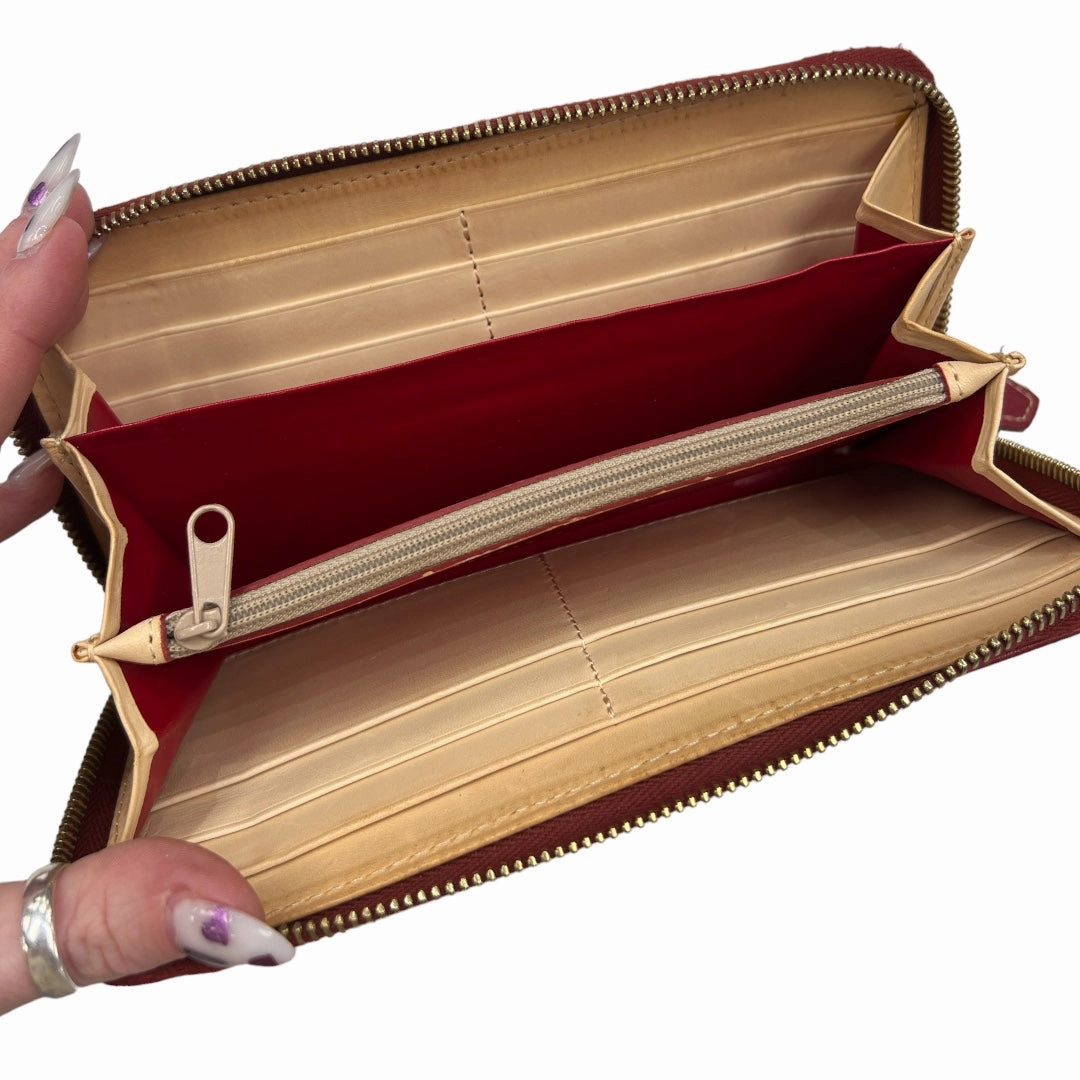 Wallet Designer By Dooney And Bourke  Size: Large