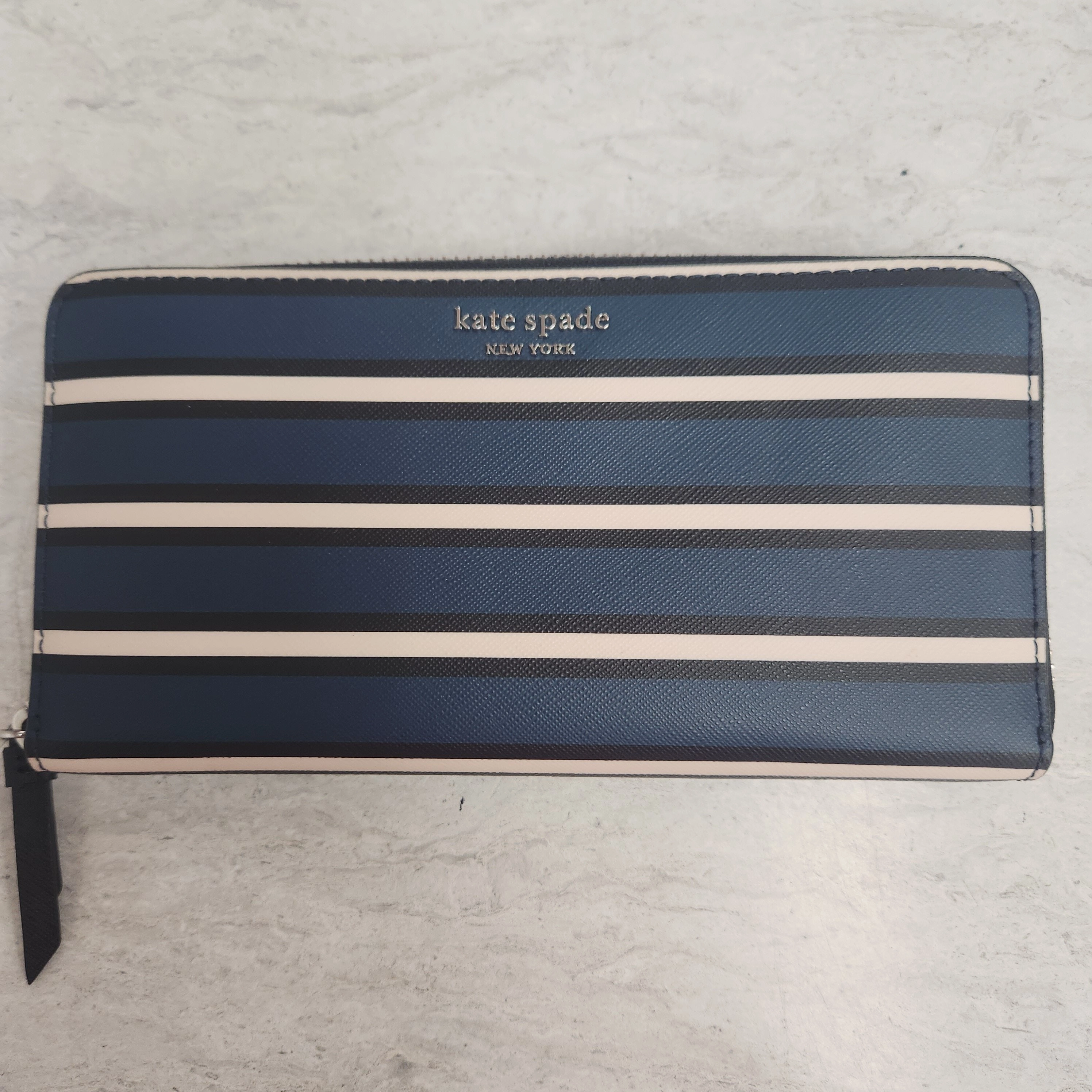 Wallet Designer By Kate Spade  Size: Large