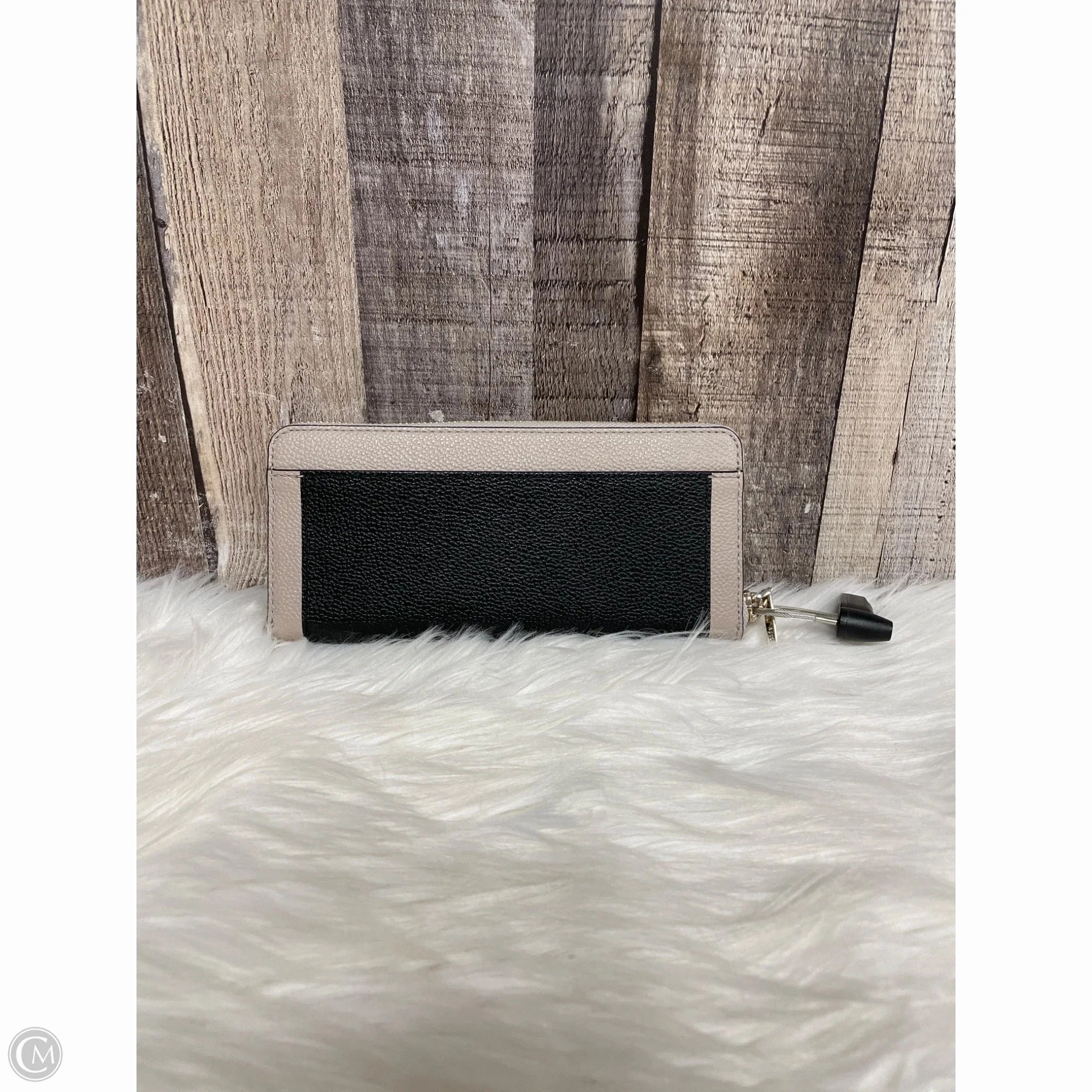 Wallet Designer By Kate Spade, Size: Medium