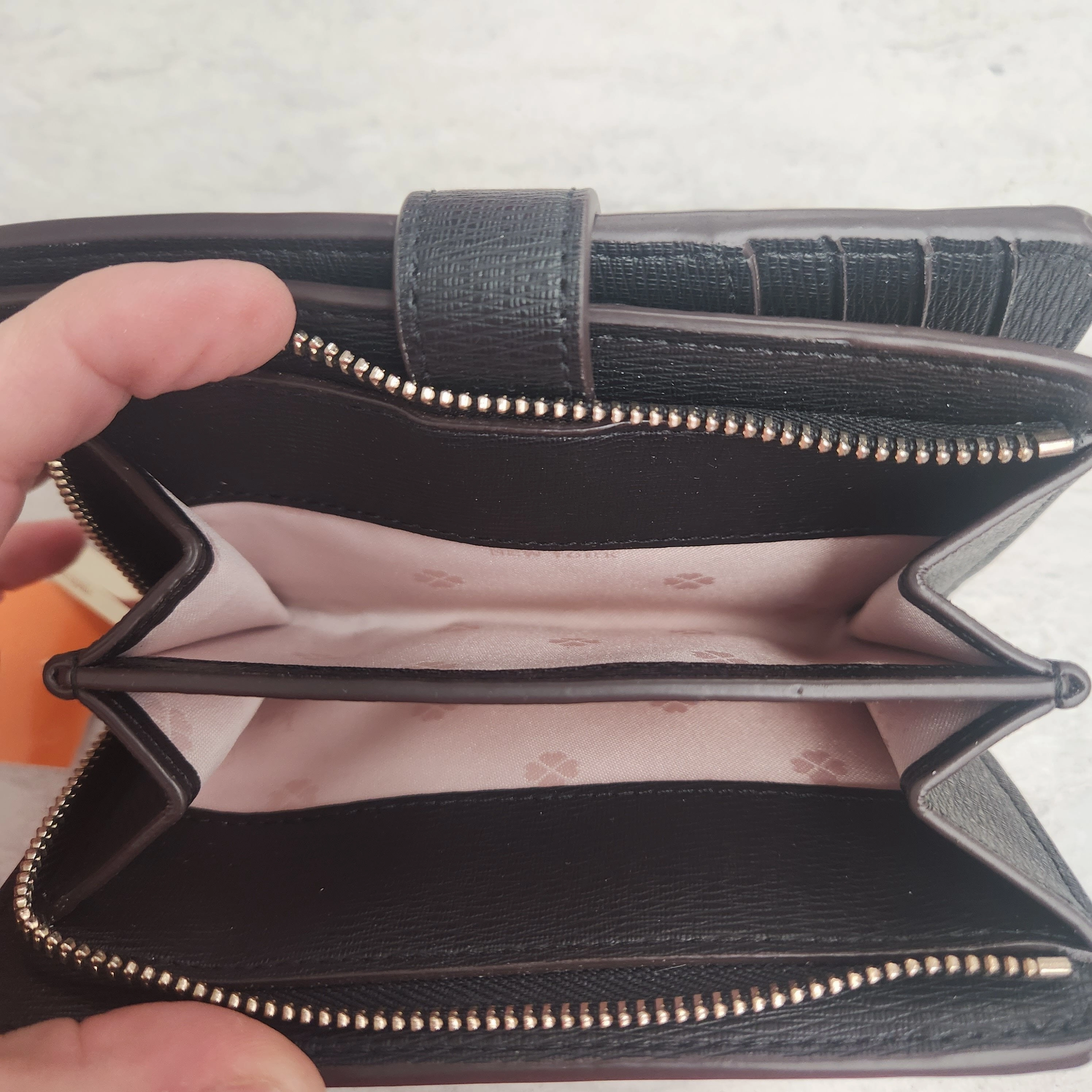 Wallet Designer By Kate Spade  Size: Medium
