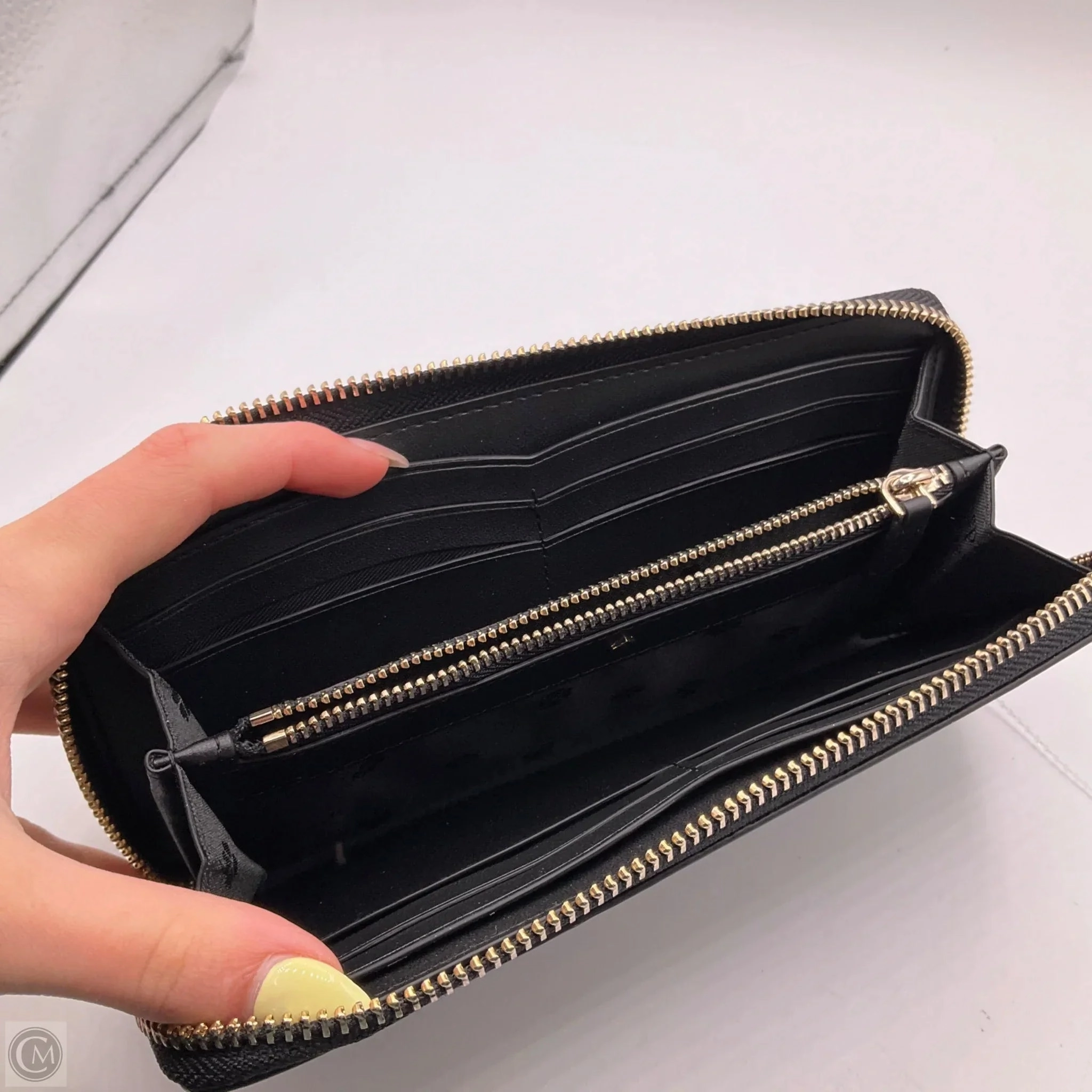 Wallet Designer By Kate Spade, Size: Medium