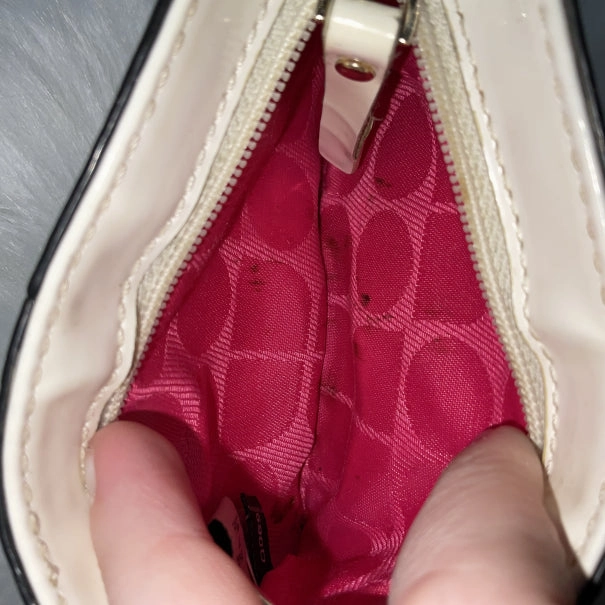 Wallet Designer By Kate Spade, Size: Medium