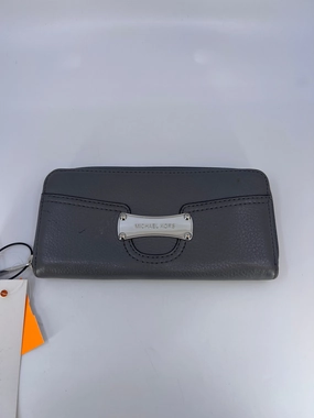 Wallet Designer By Michael By Michael Kors  Size: Large
