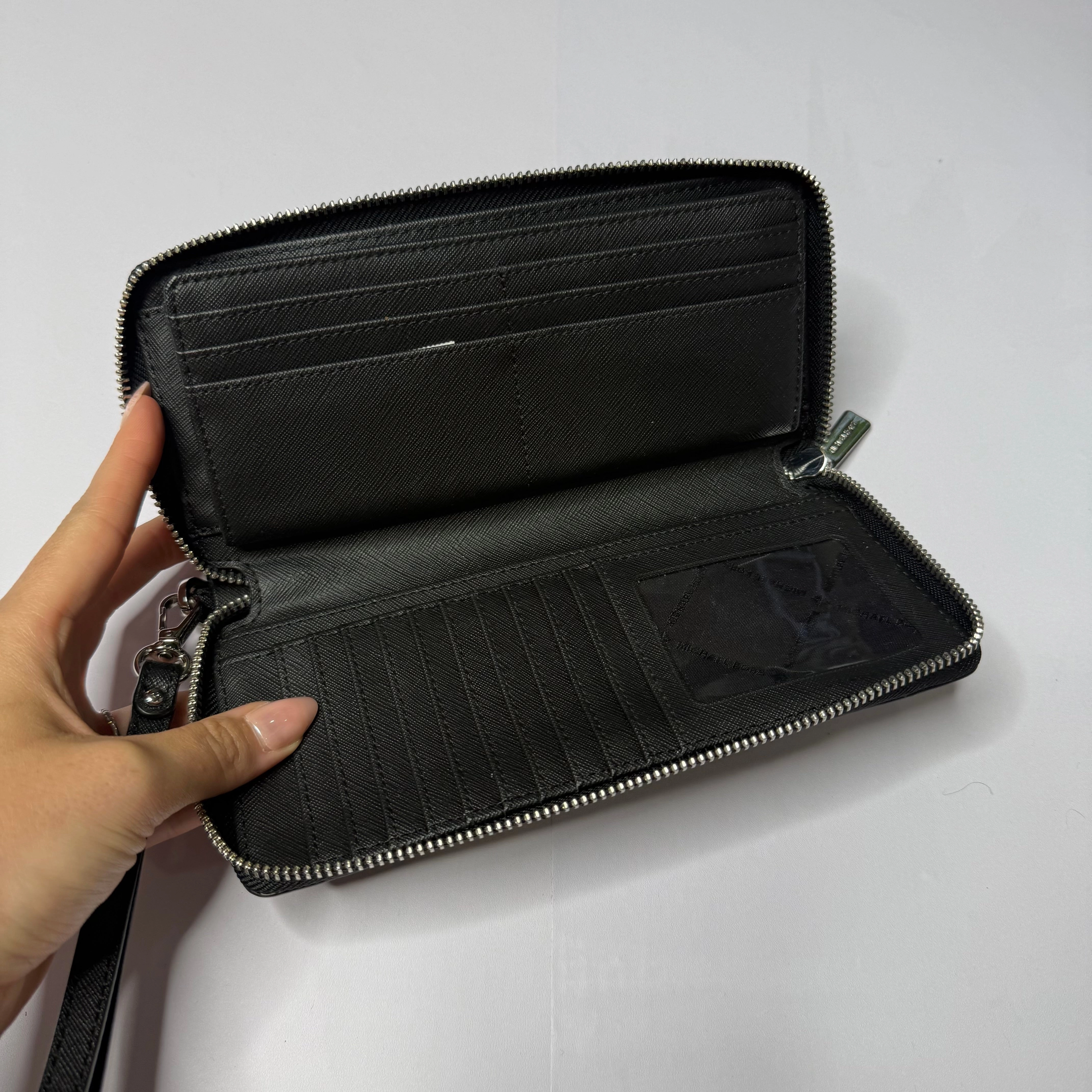 Wallet Designer By Michael By Michael Kors, Size: Medium