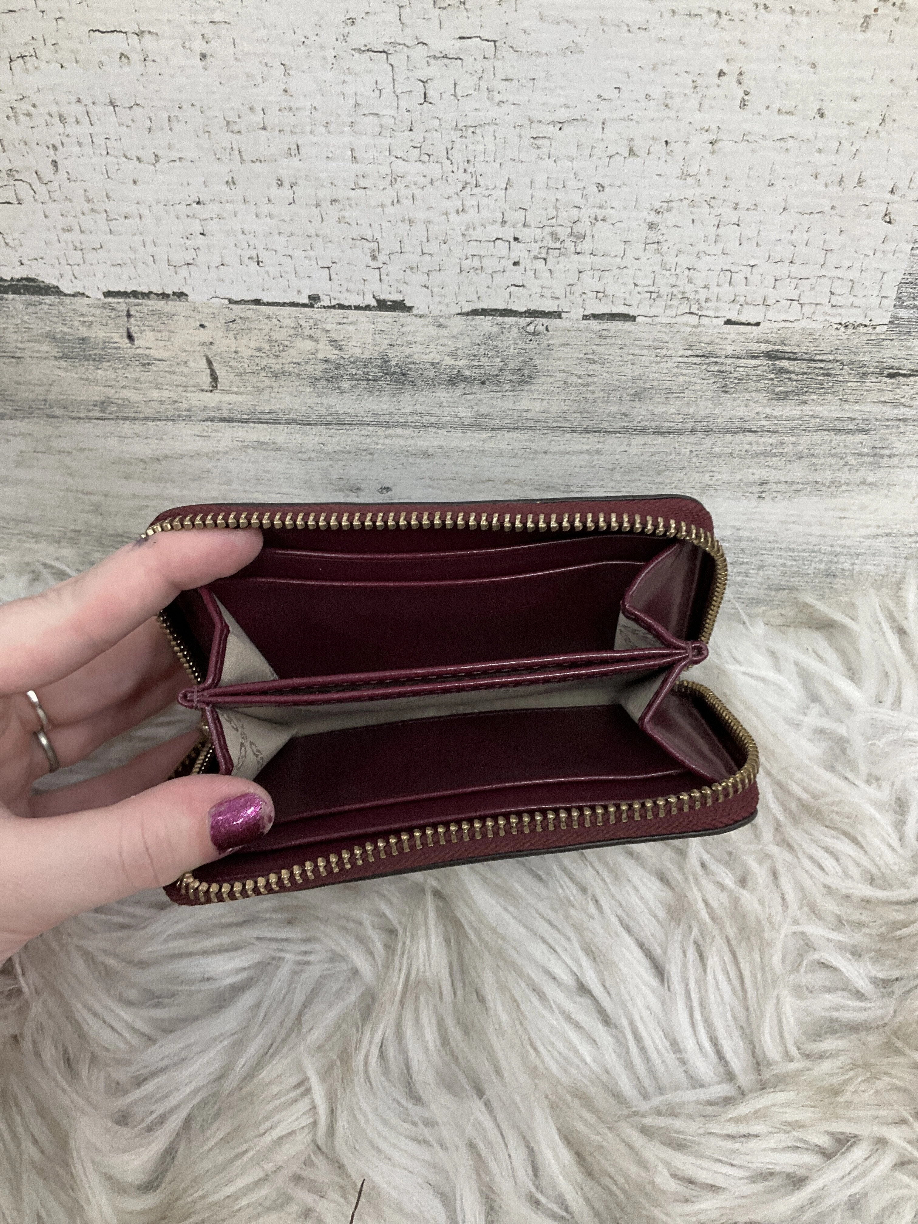 Wallet Designer By Michael Kors  Size: Small