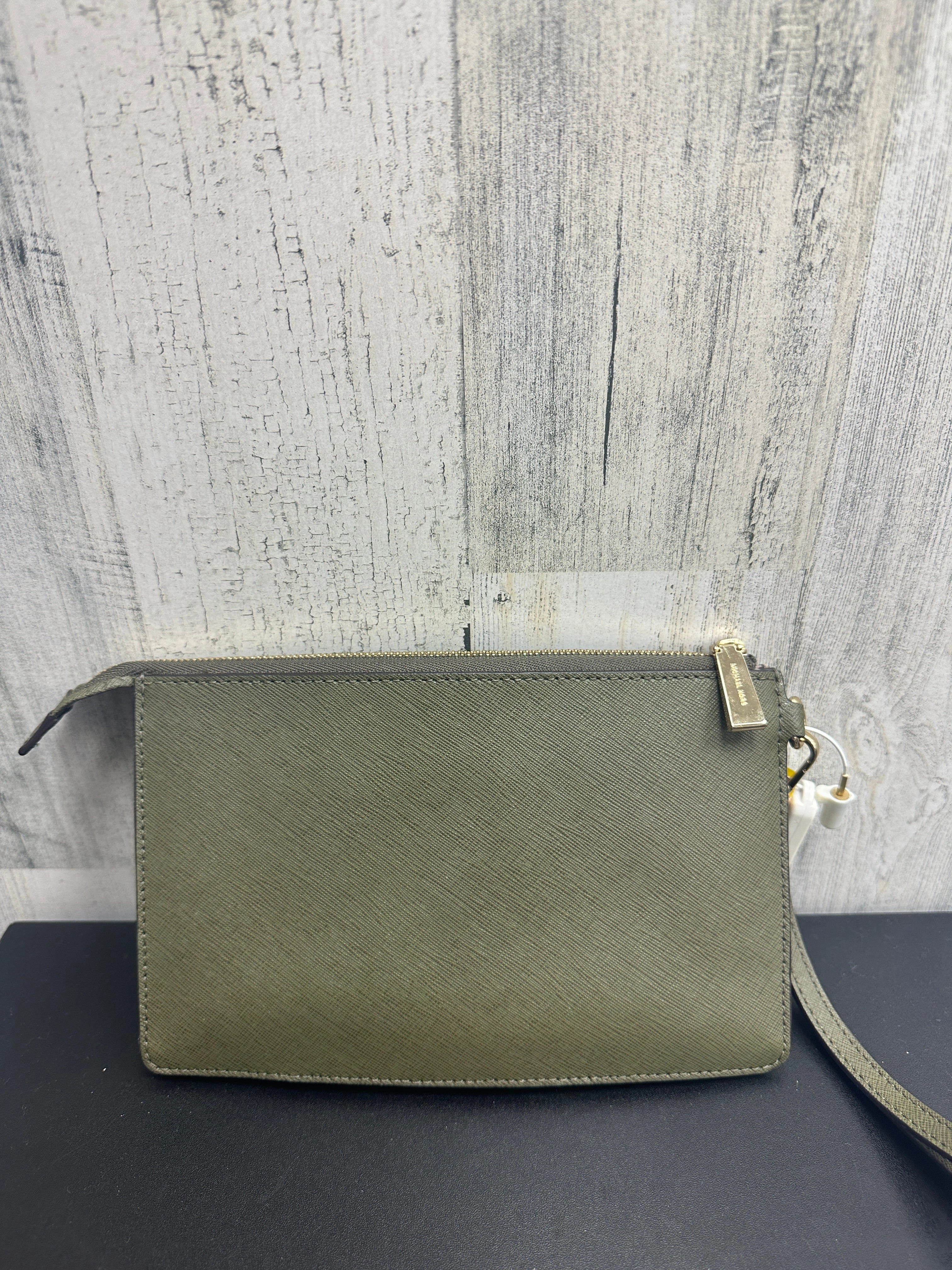Wallet Designer By Michael Kors  Size: Small