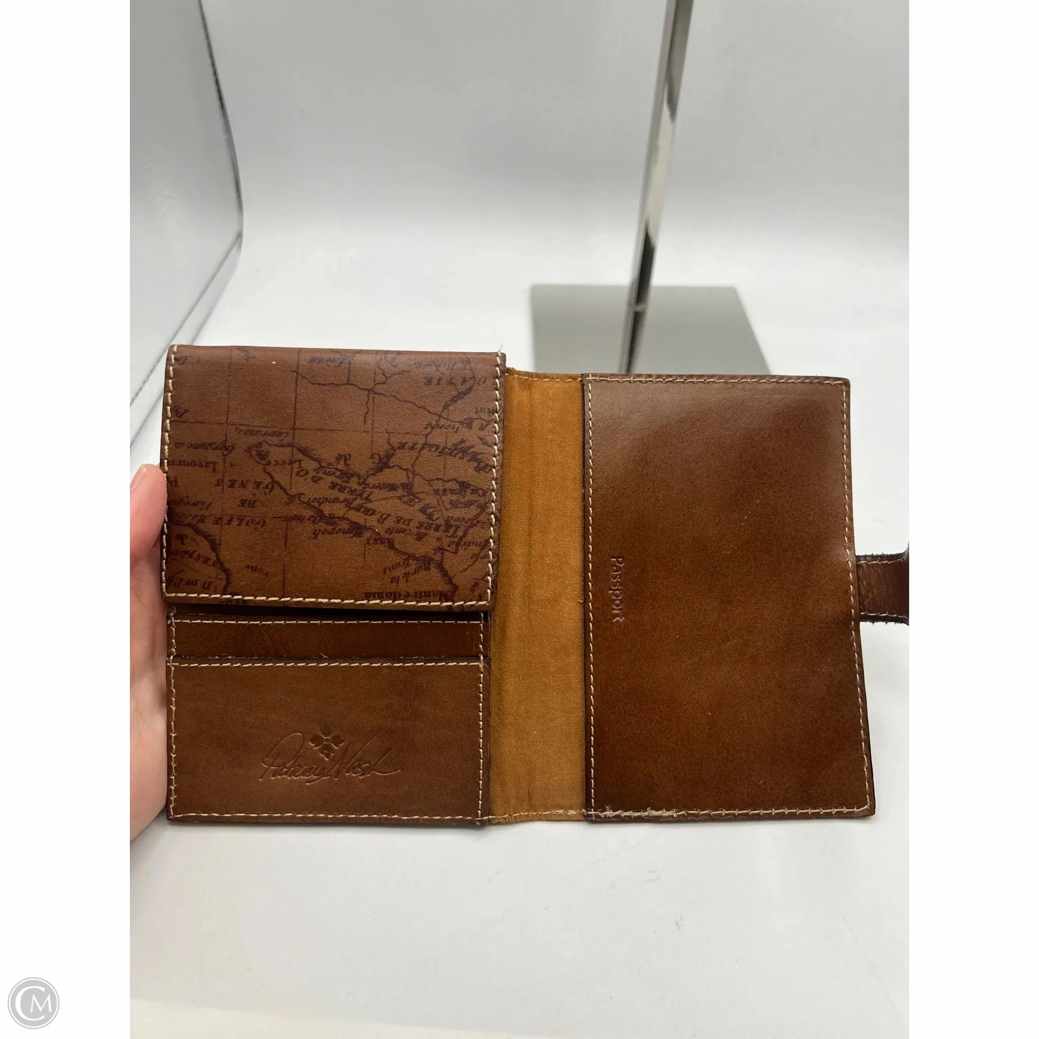 Wallet Designer By Patricia Nash, Size: Large