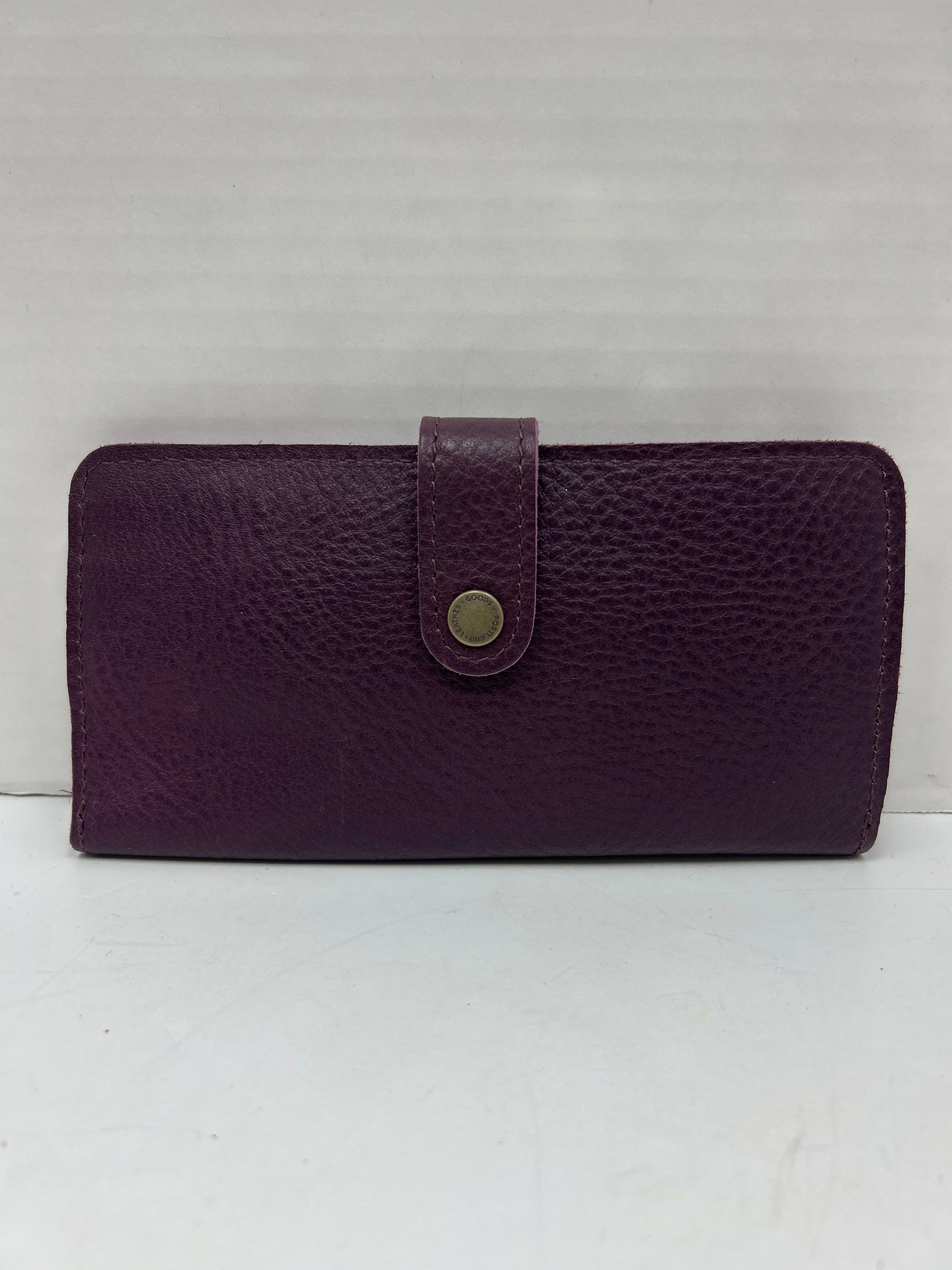 Wallet Leather By Clothes Mentor  Size: Large