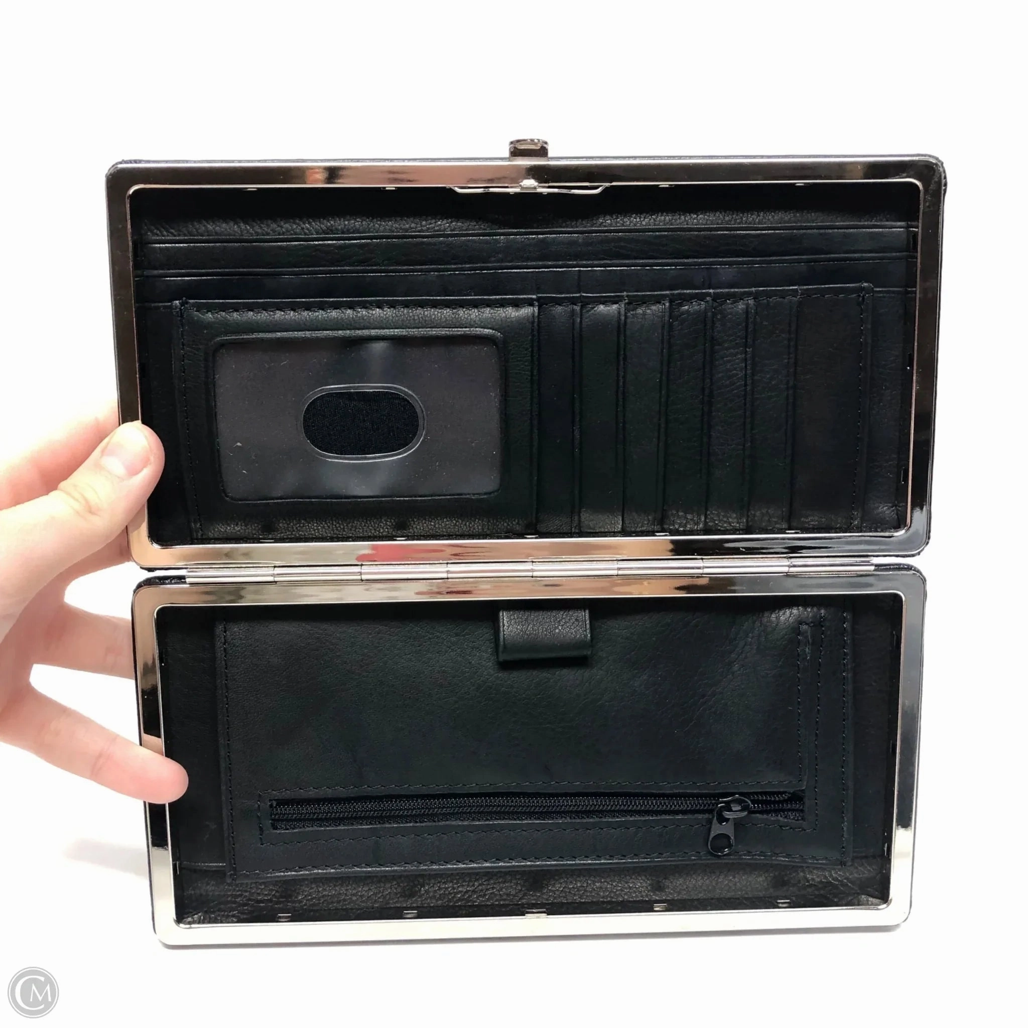 Wallet Leather By Clothes Mentor, Size: Medium