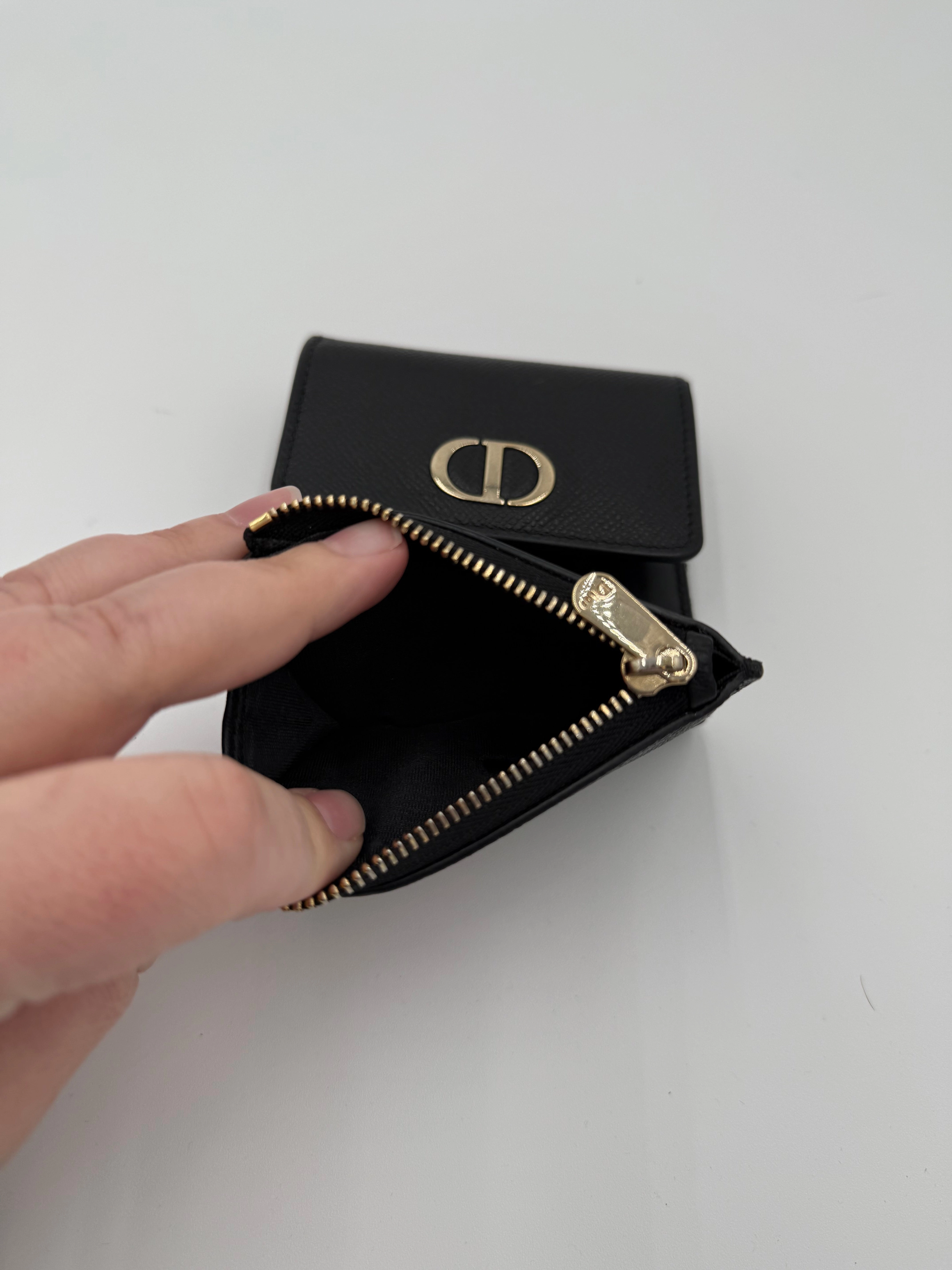 Wallet Luxury Designer By Dior In Black & Gold, Size:Medium