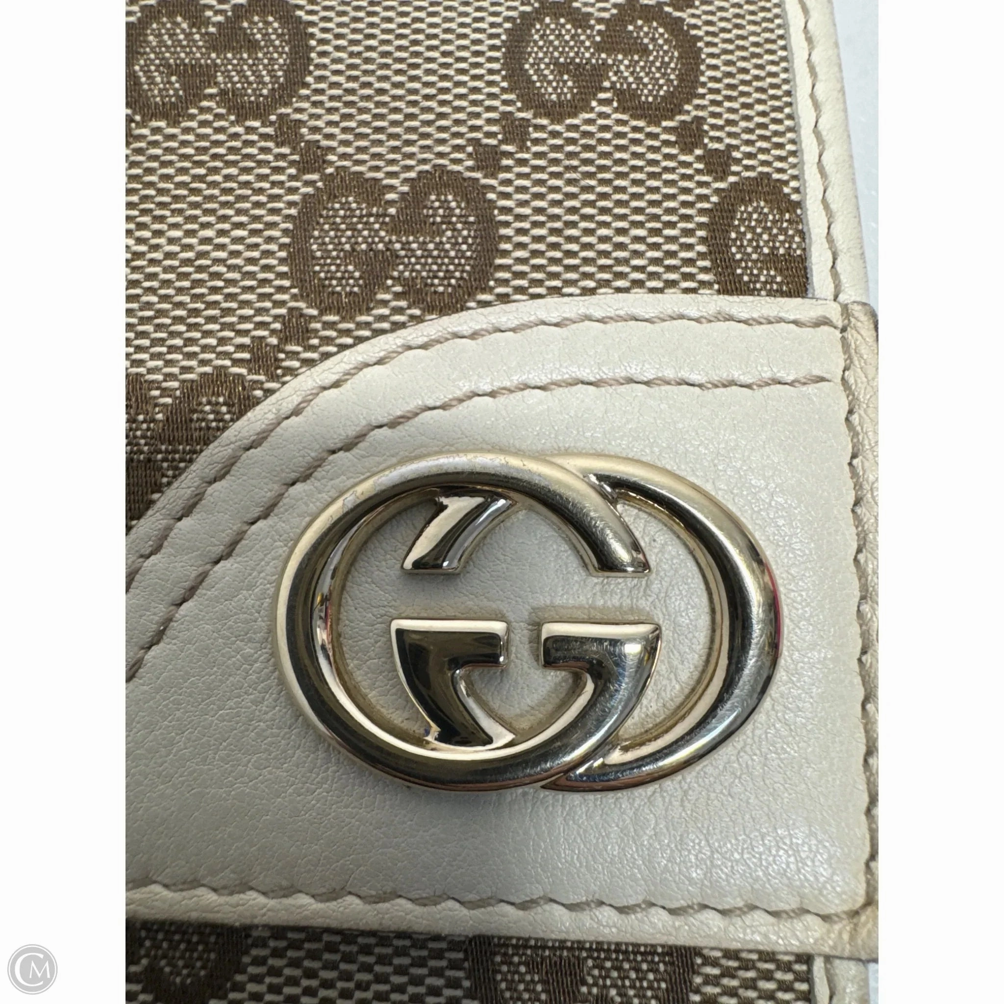 Wallet Luxury Designer By Gucci, Size: Medium
