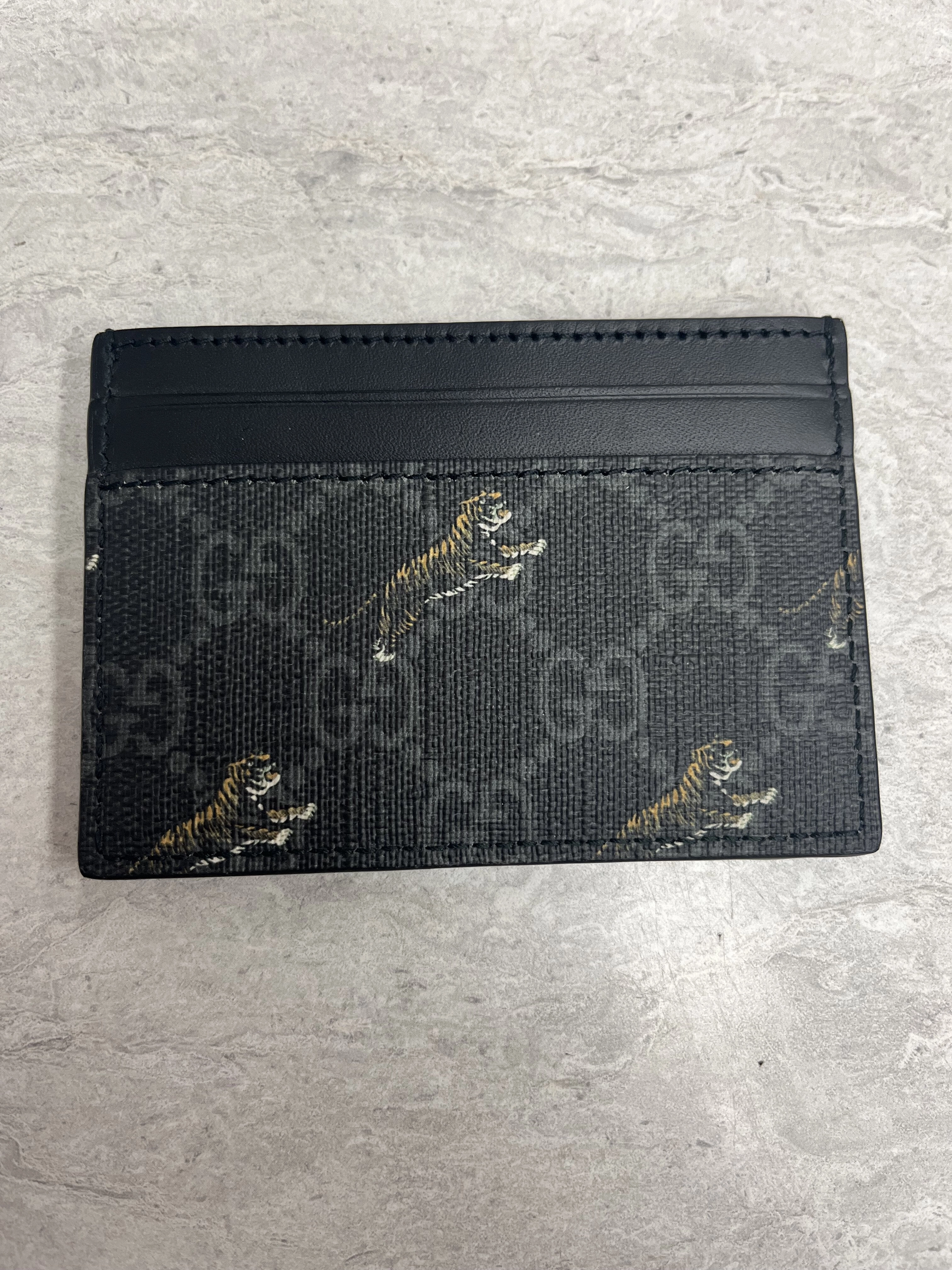 Wallet Luxury Designer By Gucci  Size: Small