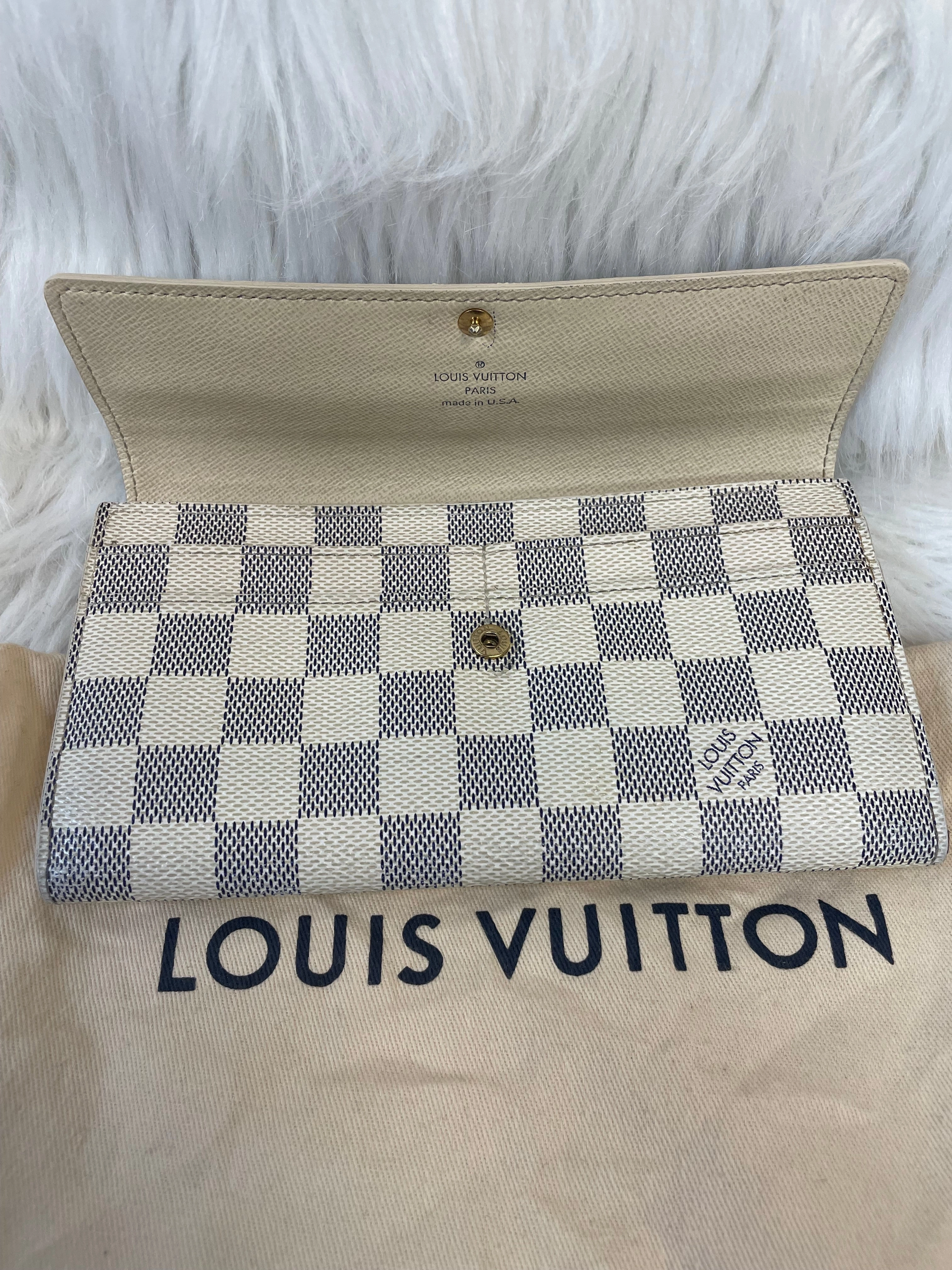 WALLET LUXURY DESIGNER by LOUIS VUITTON In BLUE & CREAM, Size: MEDIUM