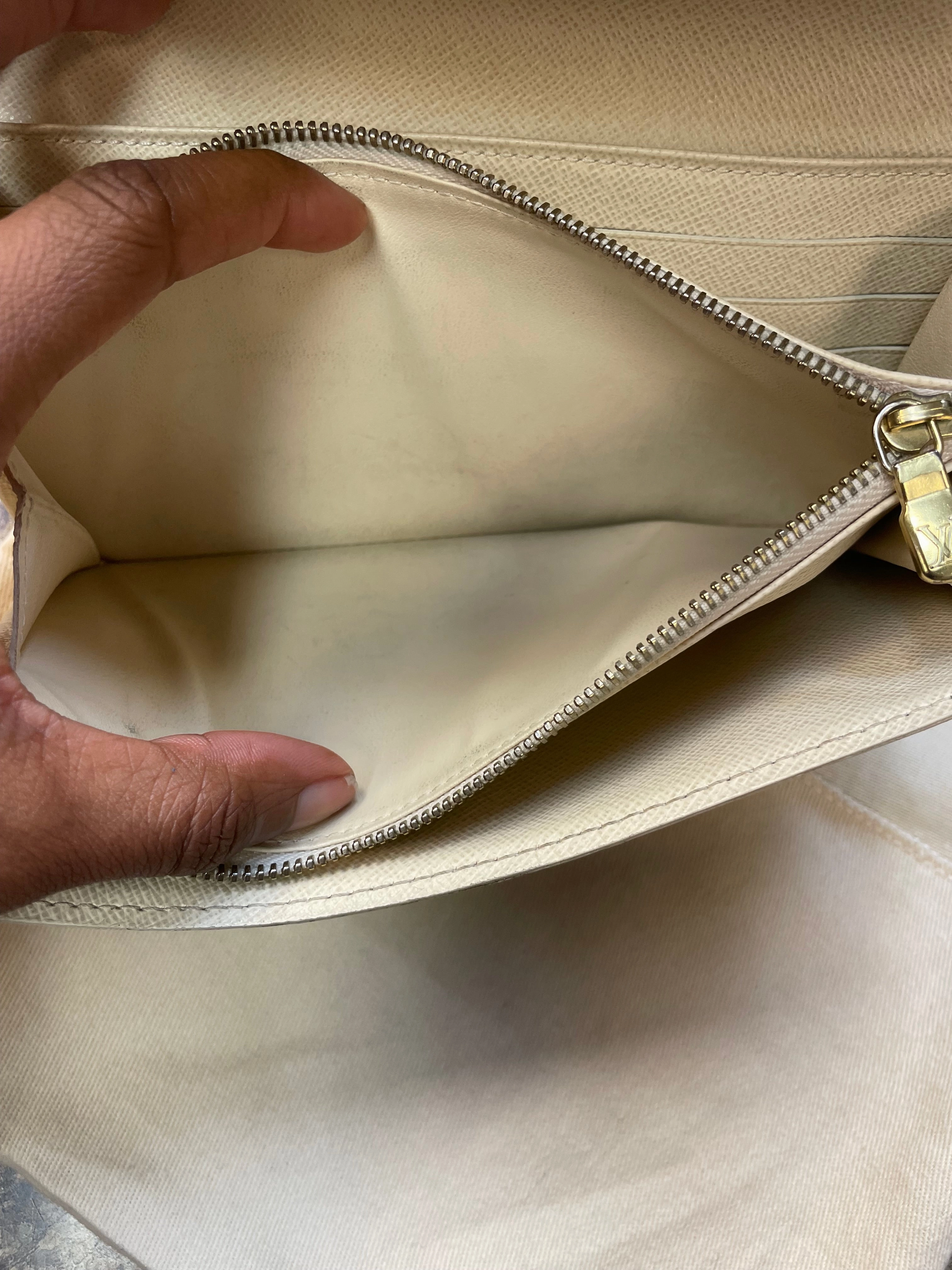 WALLET LUXURY DESIGNER by LOUIS VUITTON In BLUE & CREAM, Size: MEDIUM