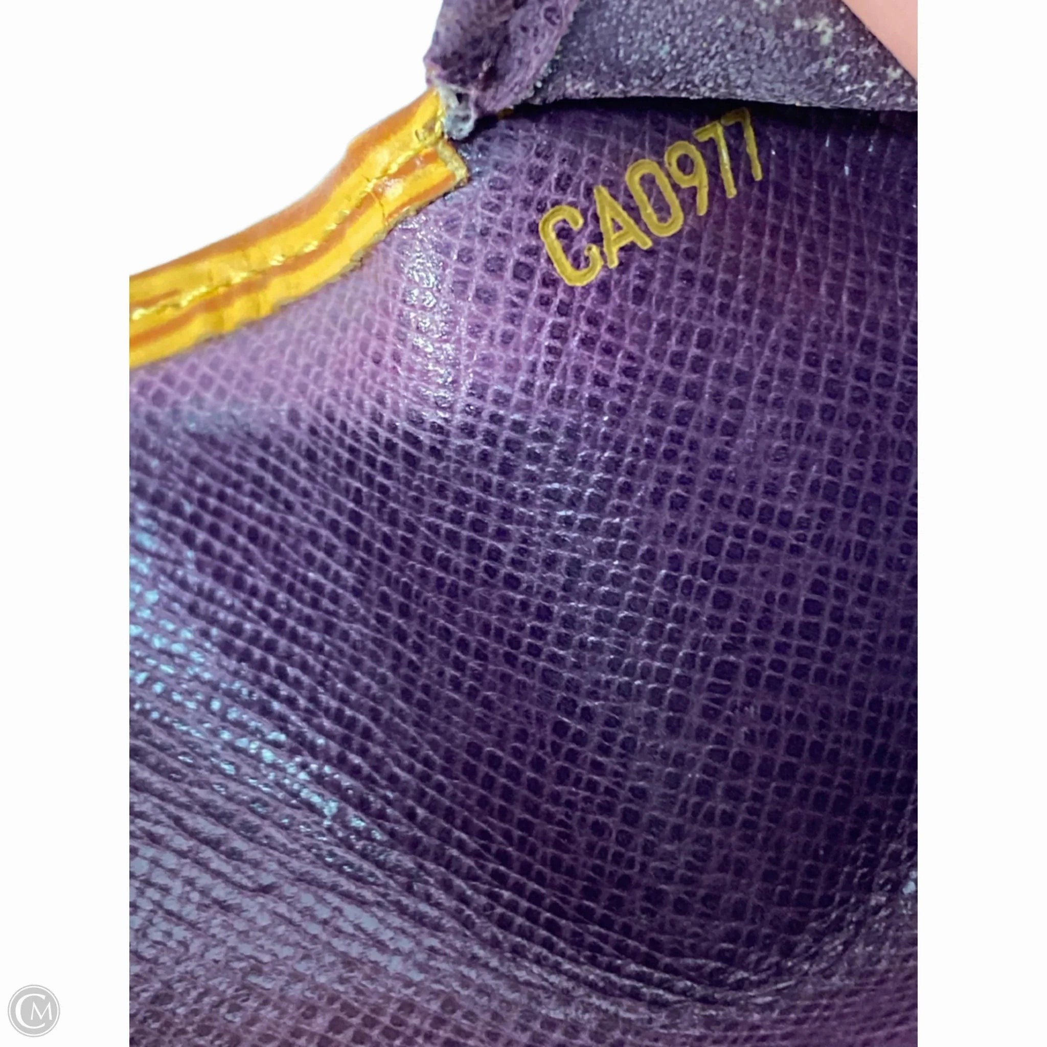 Wallet Luxury Designer By Louis Vuitton, Size: Medium As-is