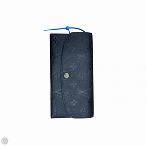 Wallet Luxury Designer By Louis Vuitton, Size: Medium