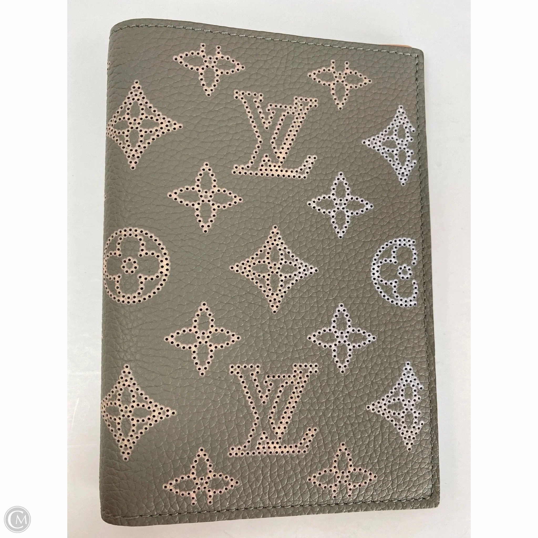 Wallet Luxury Designer By Louis Vuitton, Size: Medium