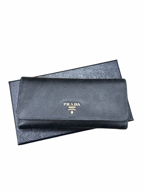 Wallet Luxury Designer By Prada  Size: Medium