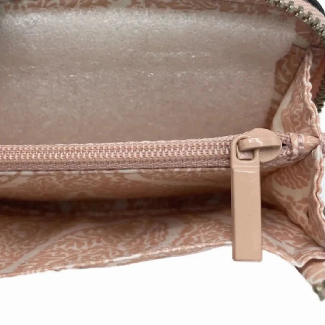 Wristlet / Designer Wallet By Vera Bradley