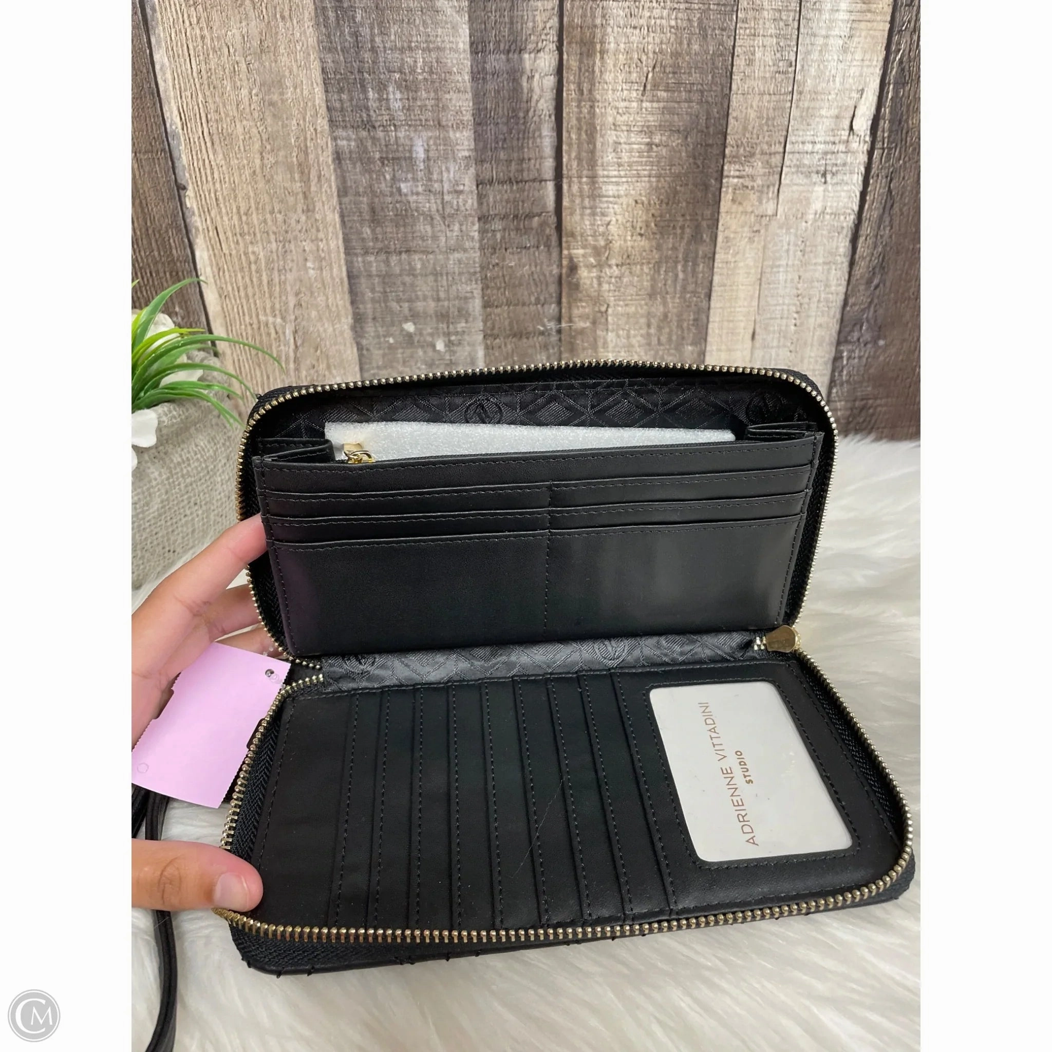 Wristlet By Adrienne Vittadini, Size: Large