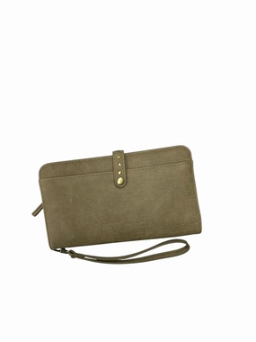 Wristlet By Clothes Mentor  Size: Large
