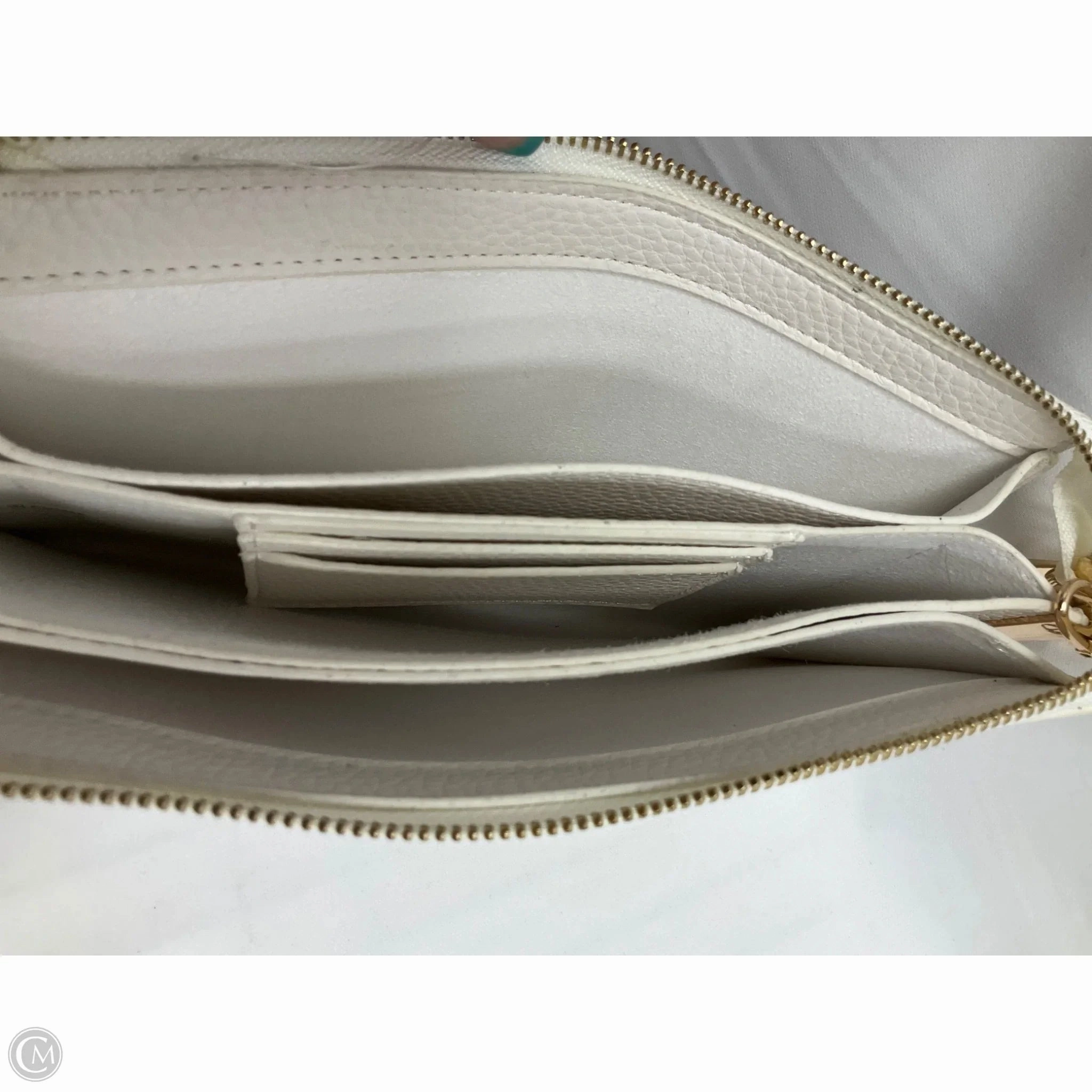 Wristlet By Clothes Mentor, Size: Medium