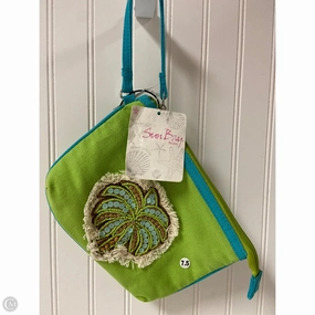 Wristlet By Clothes Mentor, Size: Medium