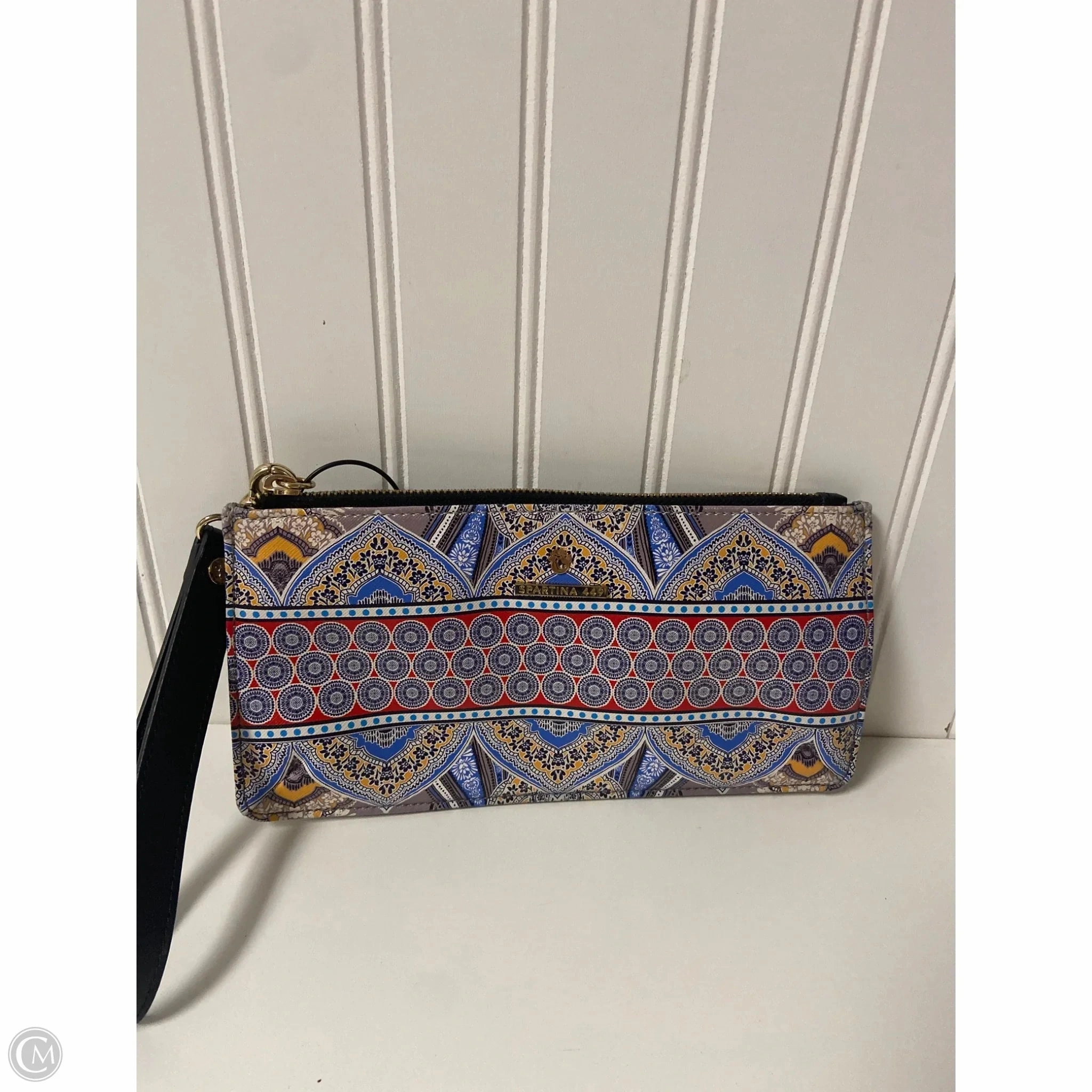 Wristlet By Clothes Mentor, Size: Medium
