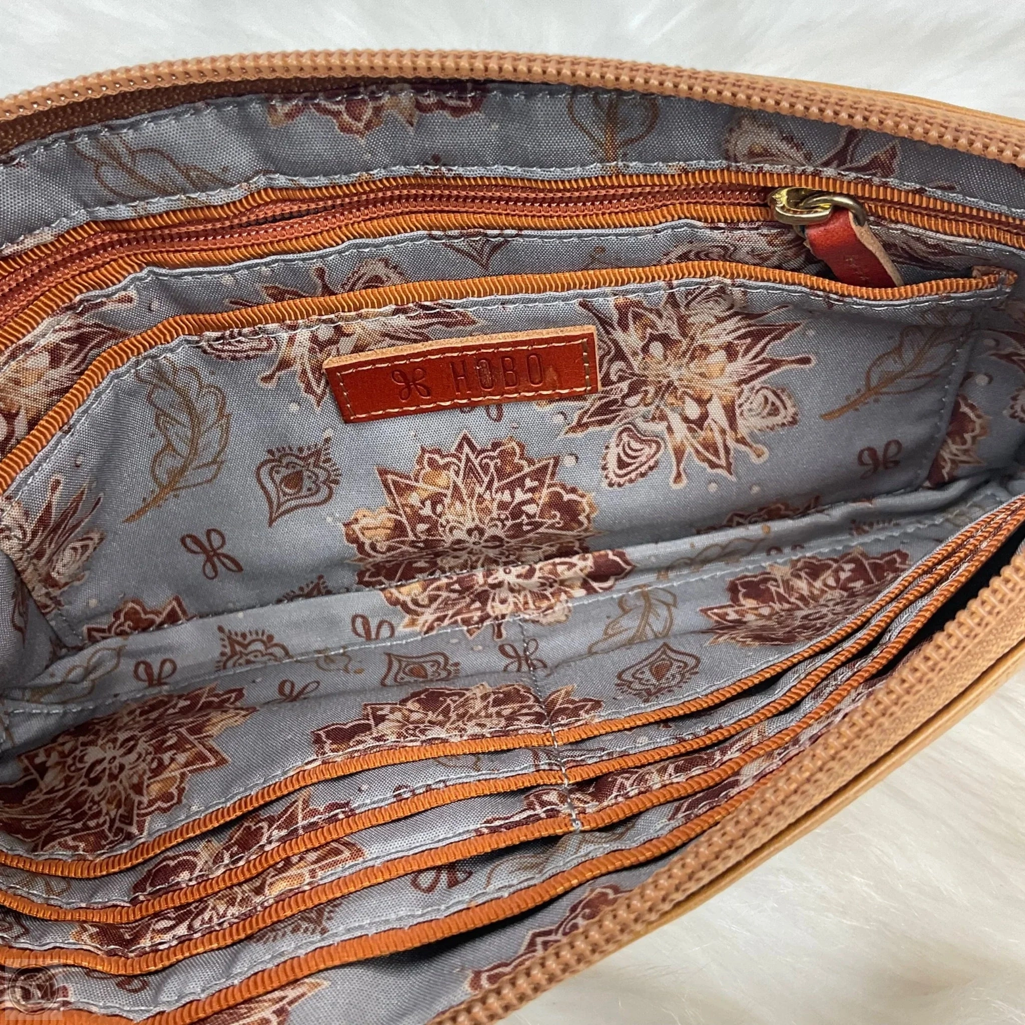 Wristlet By Hobo Intl, Size: Medium
