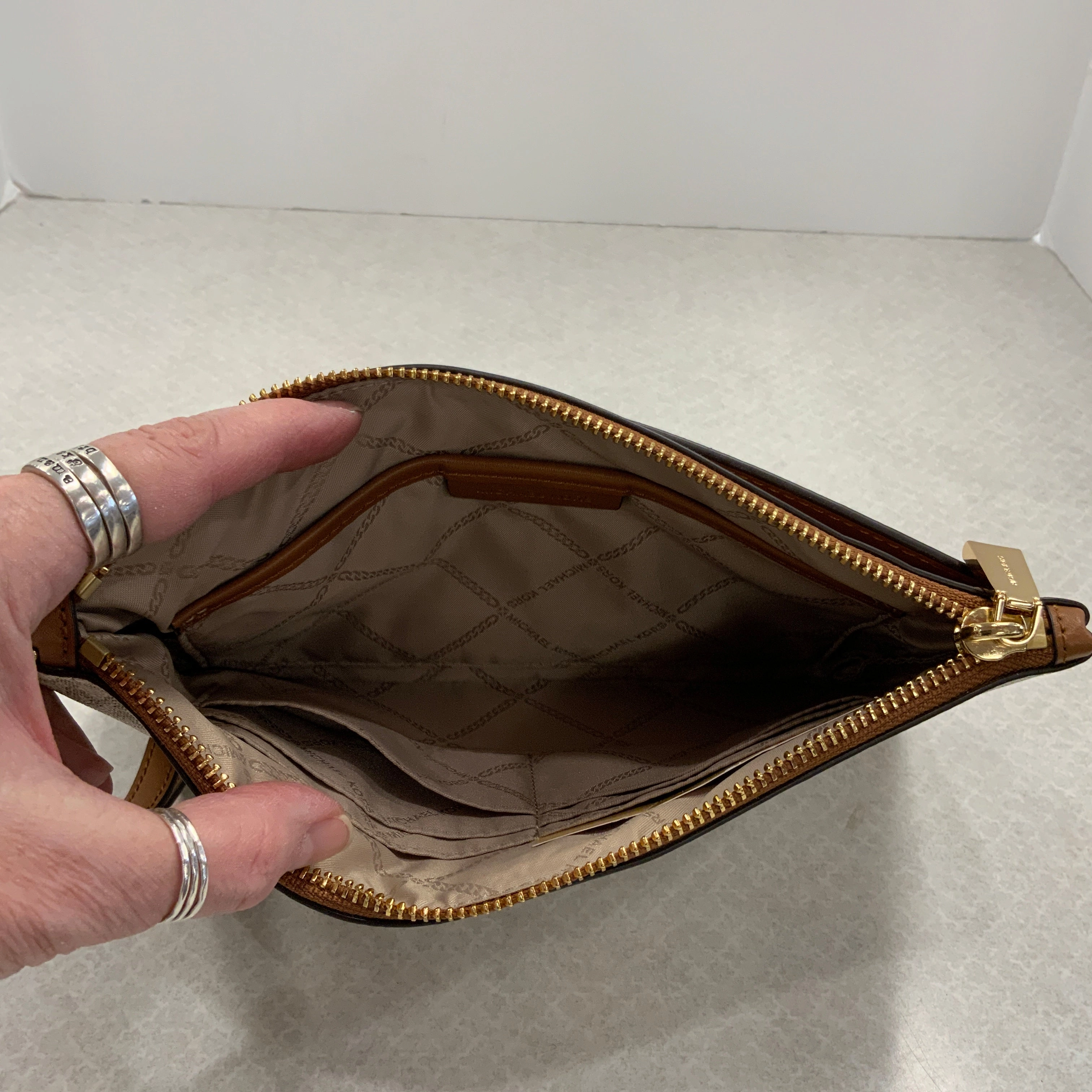 Wristlet By Michael By Michael Kors, Size: Large