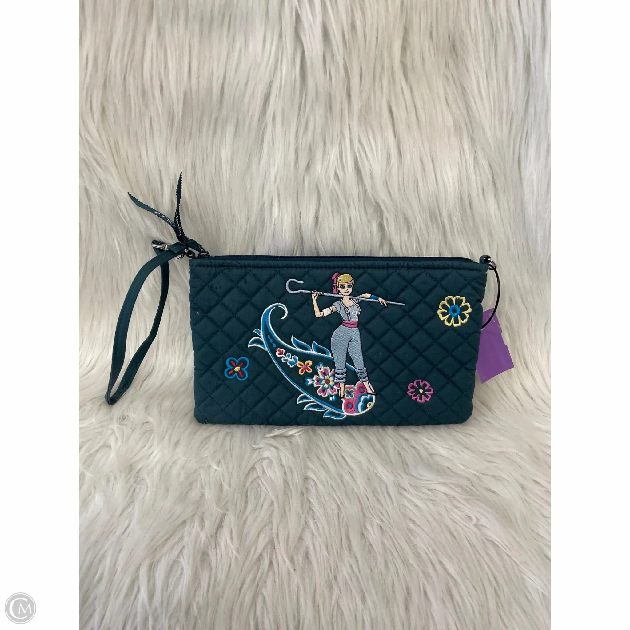 Wristlet By Vera Bradley, Size: Large
