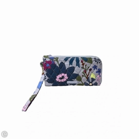 Wristlet By Vera Bradley, Size: Medium