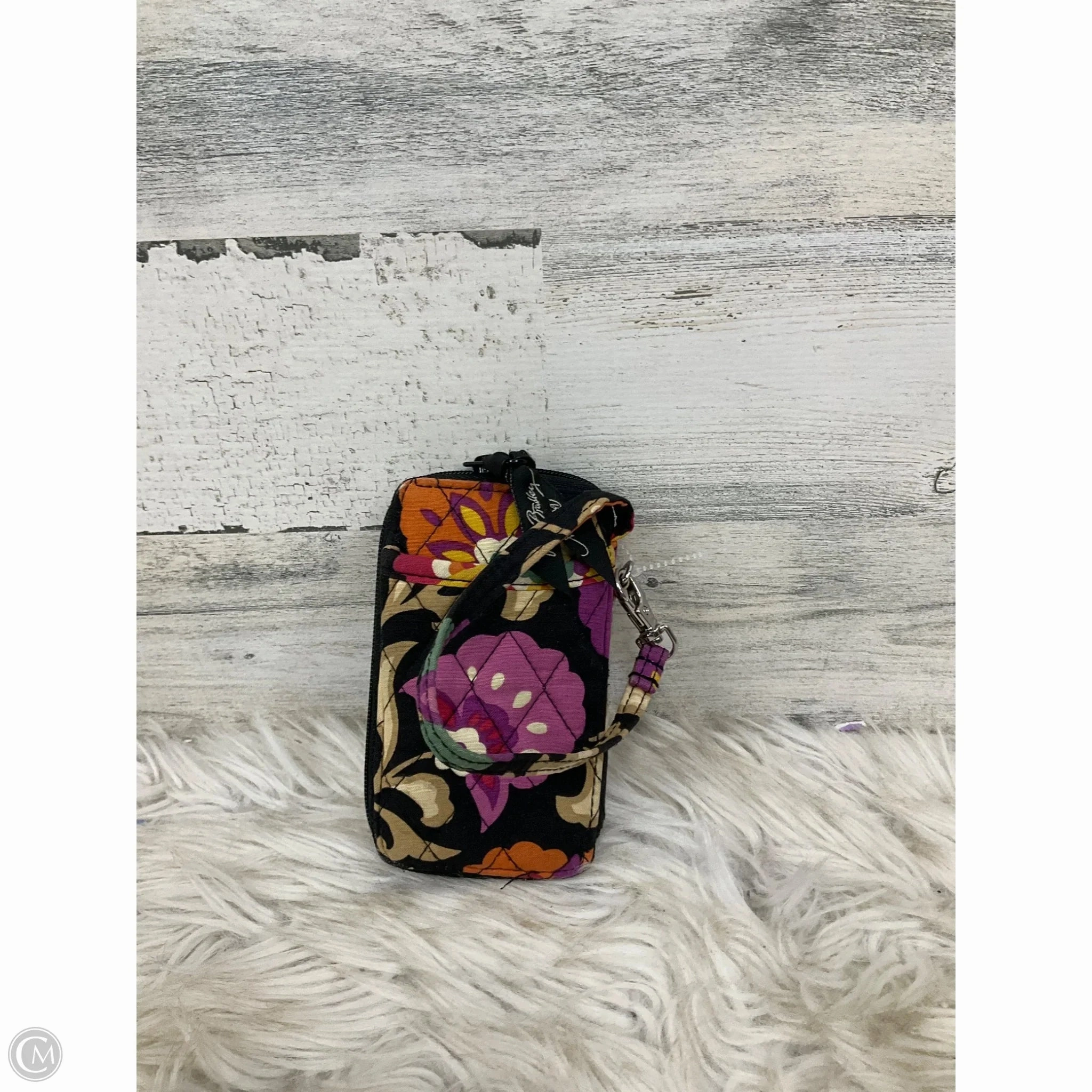 Wristlet By Vera Bradley, Size: Small
