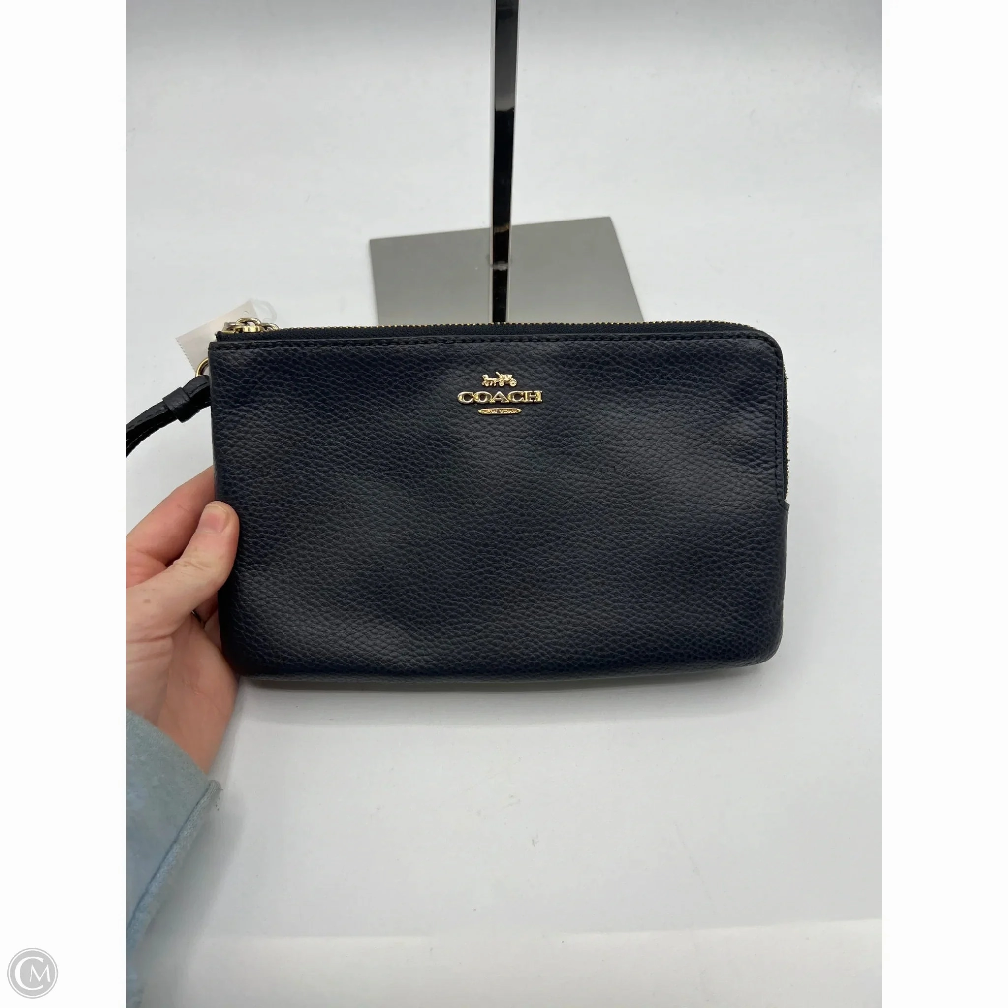 Wristlet Designer By Coach, Size: Large