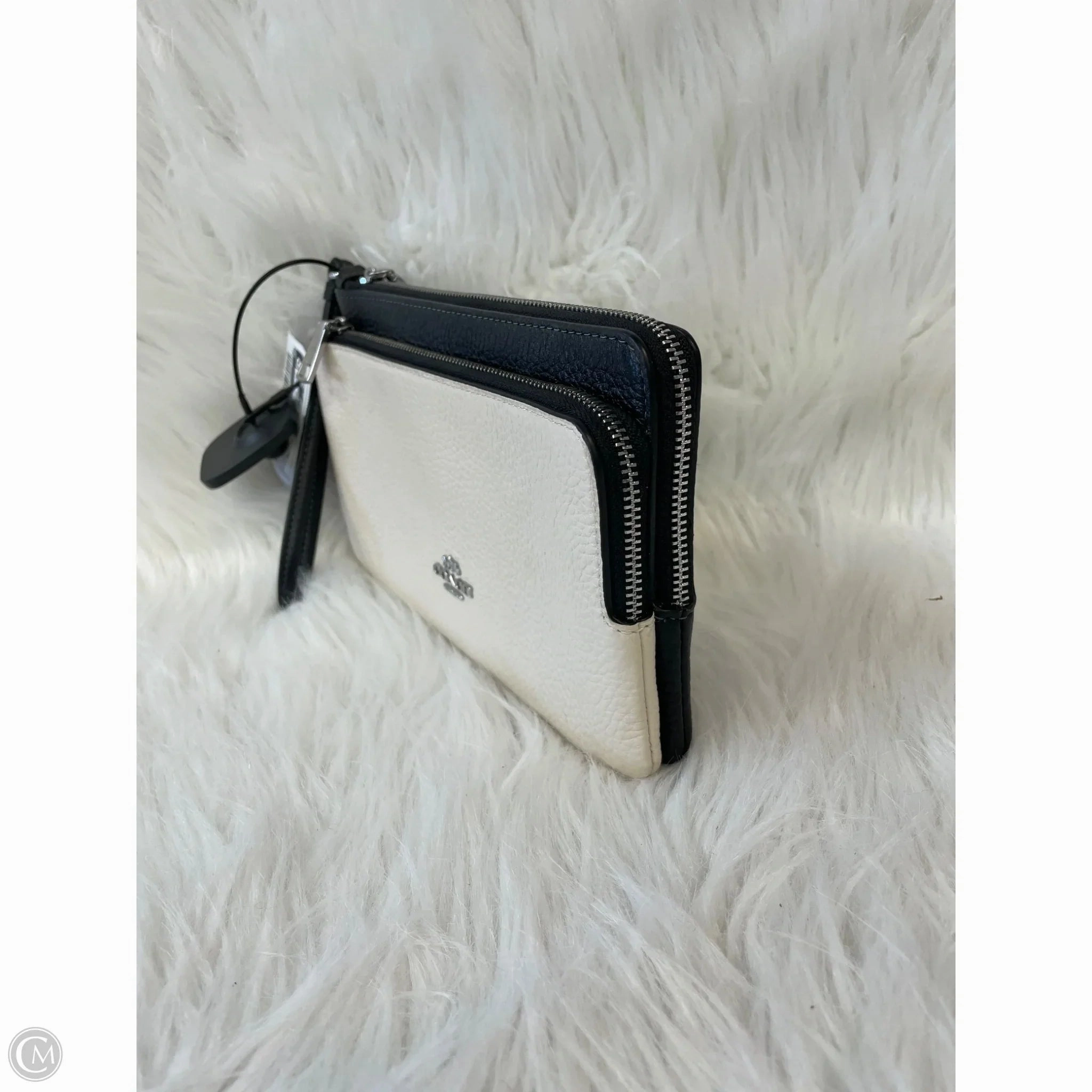 Wristlet Designer By Coach, Size: Medium