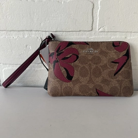 Wristlet Designer By Coach  Size: Small