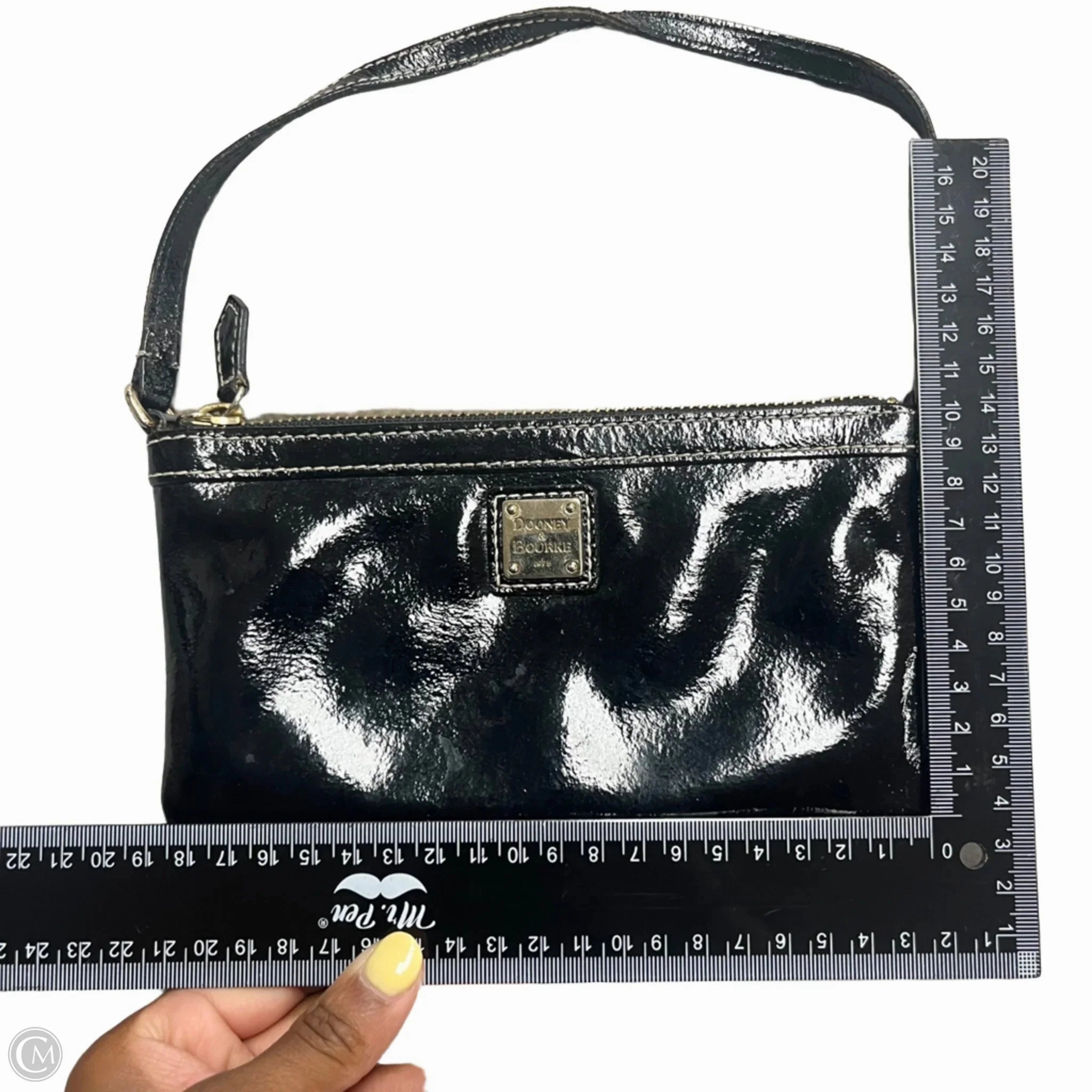 Wristlet Designer By Dooney And Bourke, Size: Medium