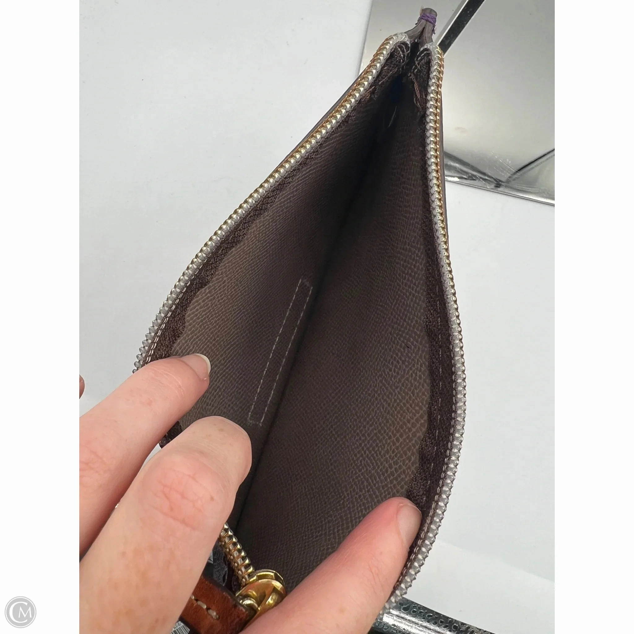 Wristlet Designer By Dooney And Bourke, Size: Medium