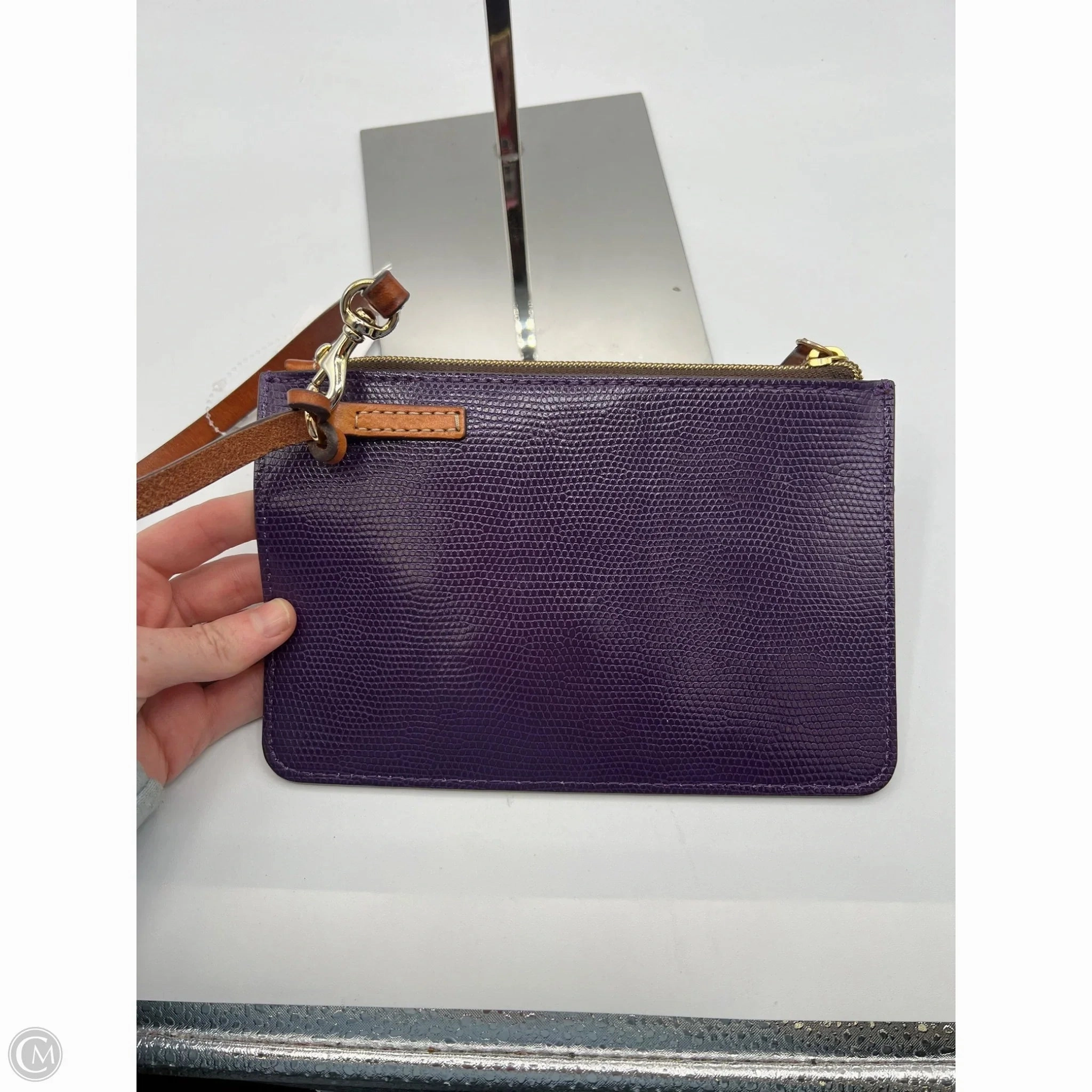 Wristlet Designer By Dooney And Bourke, Size: Medium