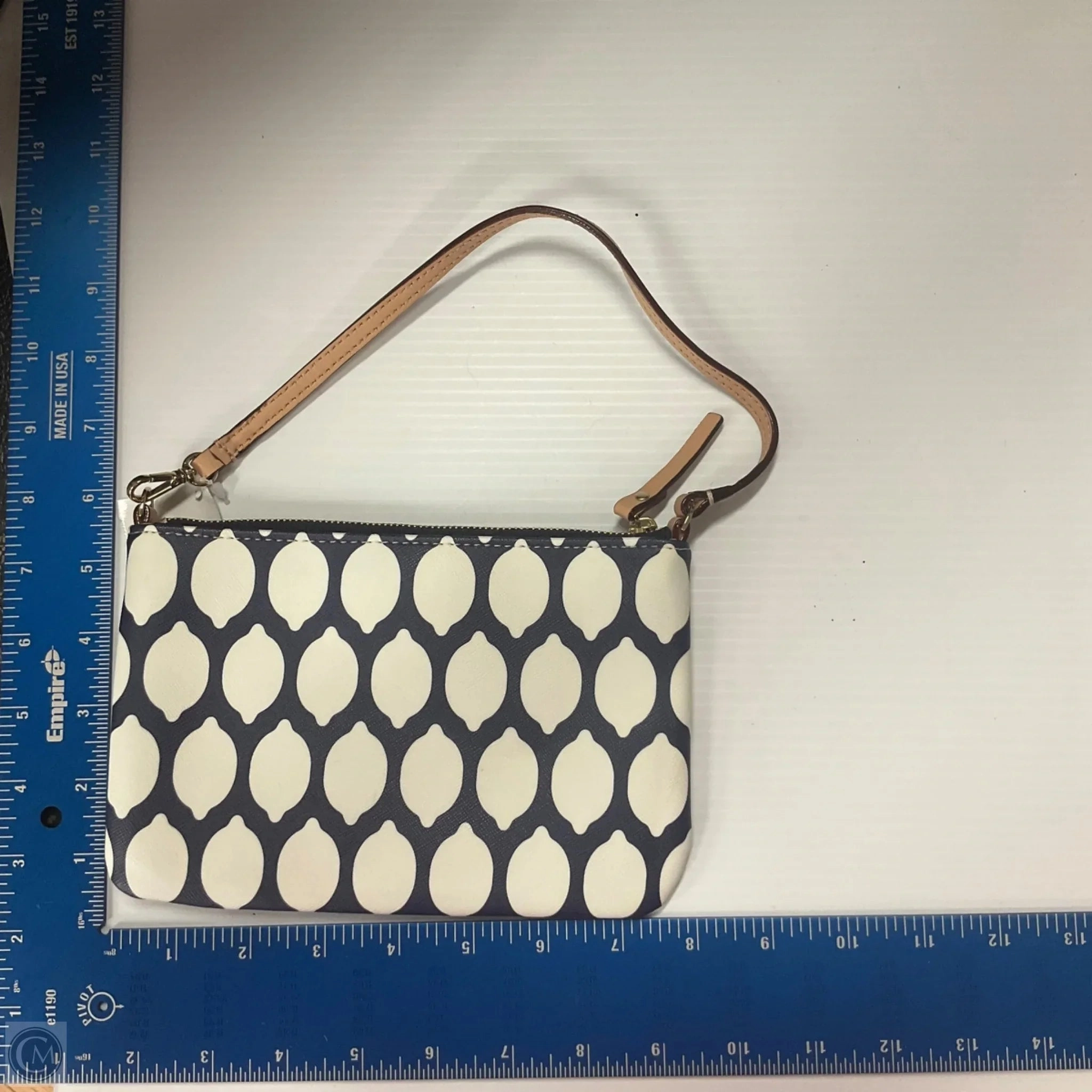 Wristlet Designer By Kate Spade, Size: Medium