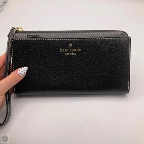 Wristlet Designer By Kate Spade, Size: Medium