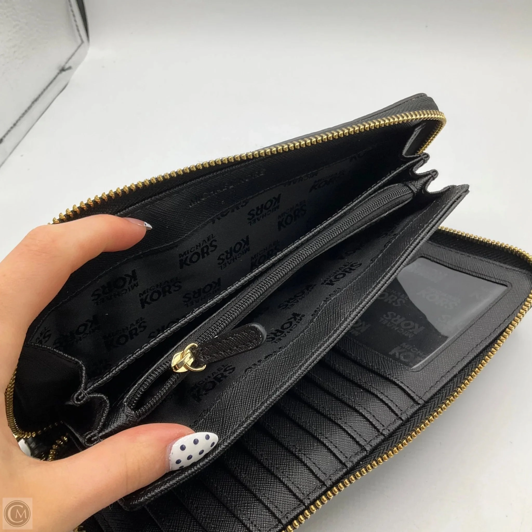 Wristlet Designer By Michael Kors, Size: Large