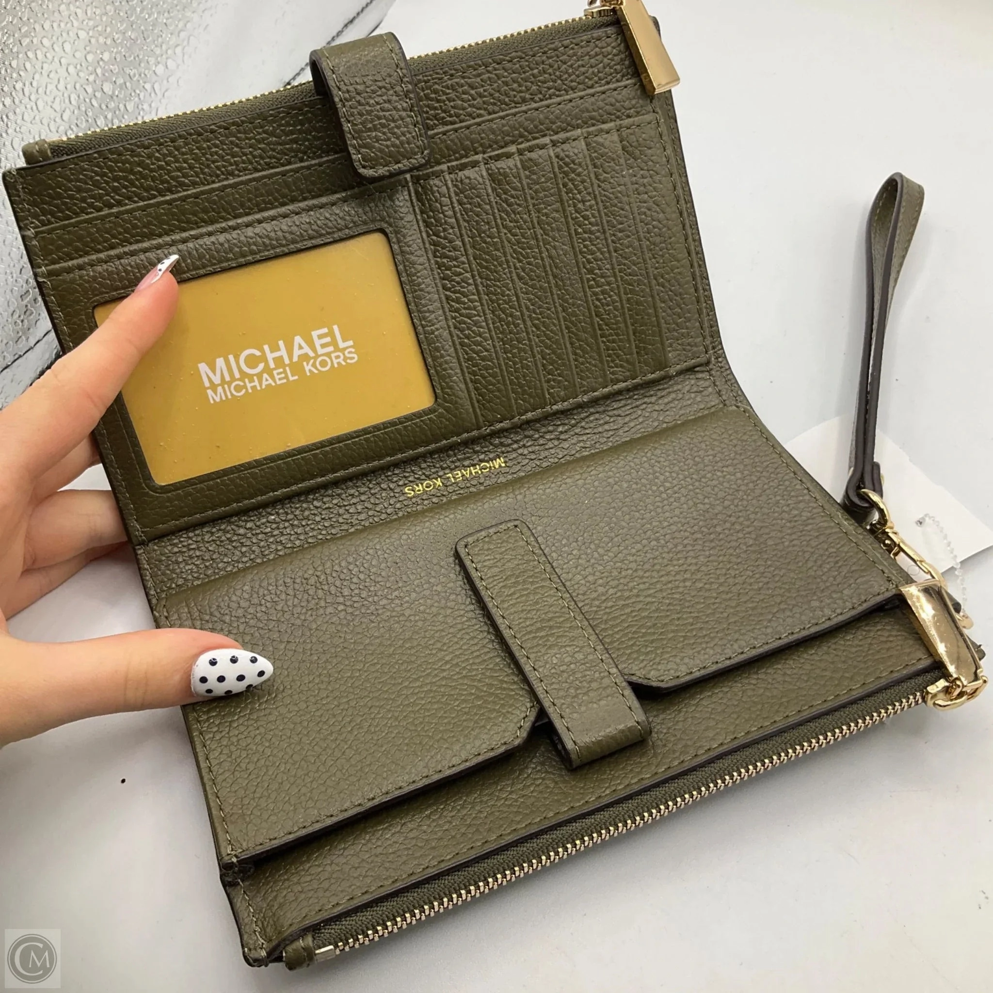 Wristlet Designer By Michael Kors, Size: Medium