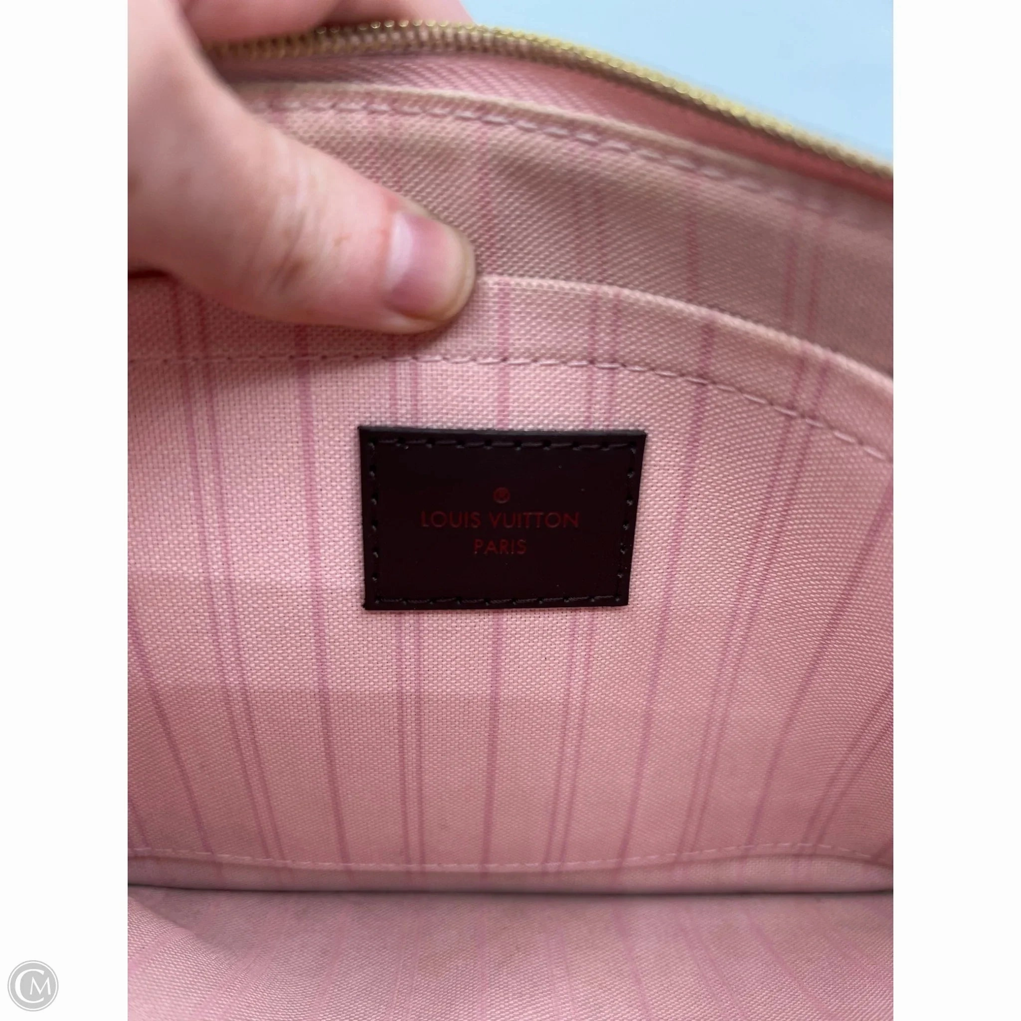 Wristlet Luxury Designer By Louis Vuitton, Size: Medium